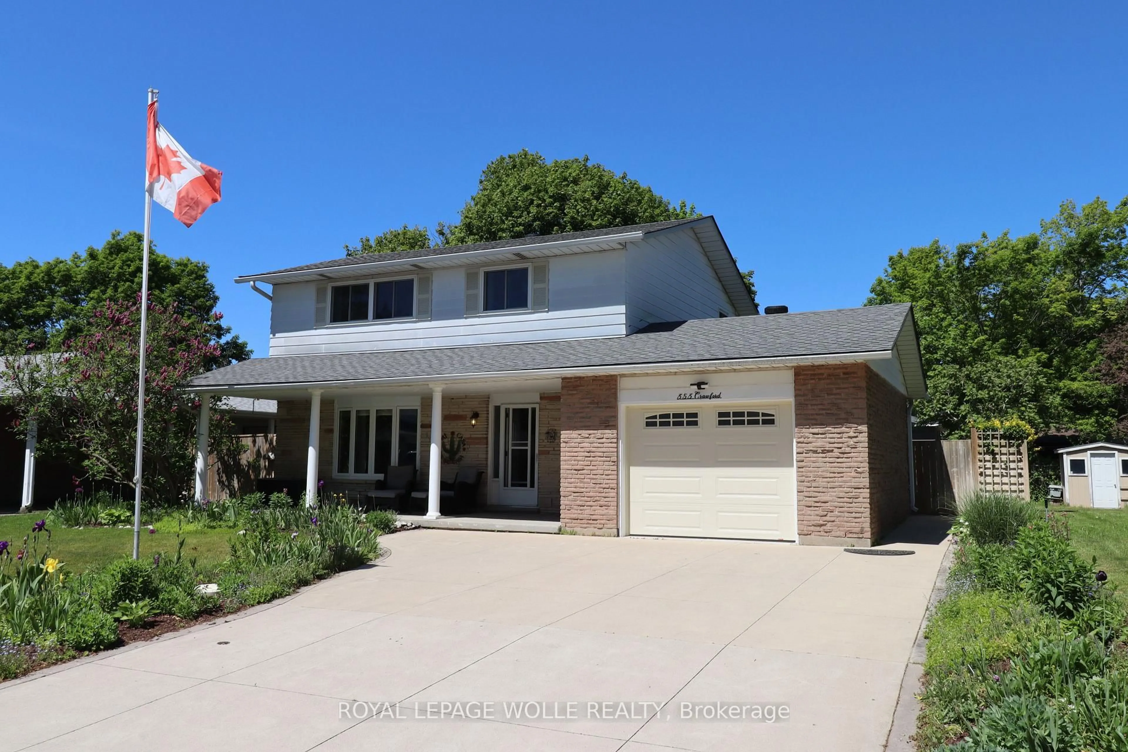 Home with vinyl exterior material, street for 353 Crawford St, Saugeen Shores Ontario N0H 2C2