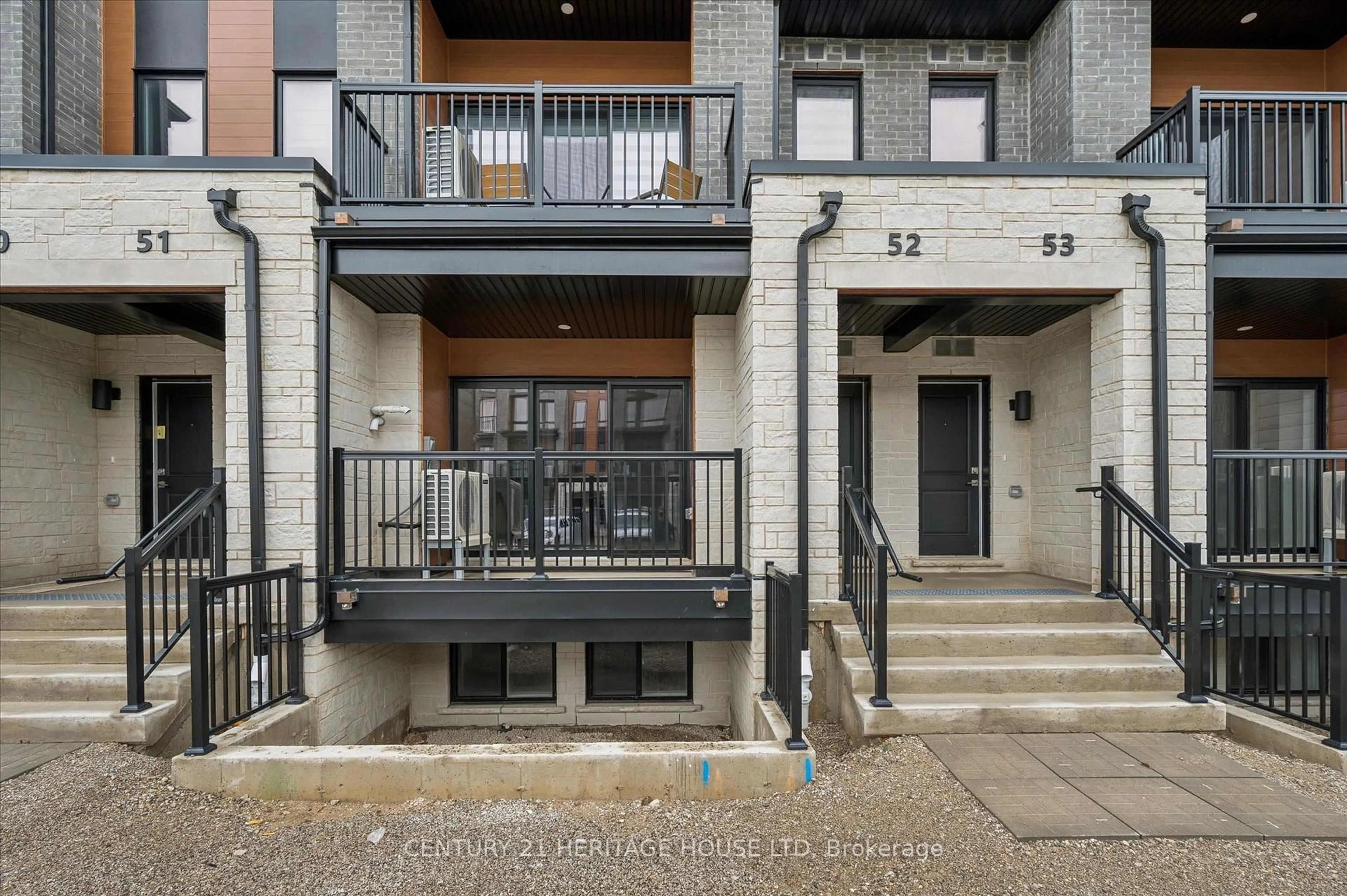 Unknown for 525 Erinbrook Dr, Kitchener Ontario N2E 3T1