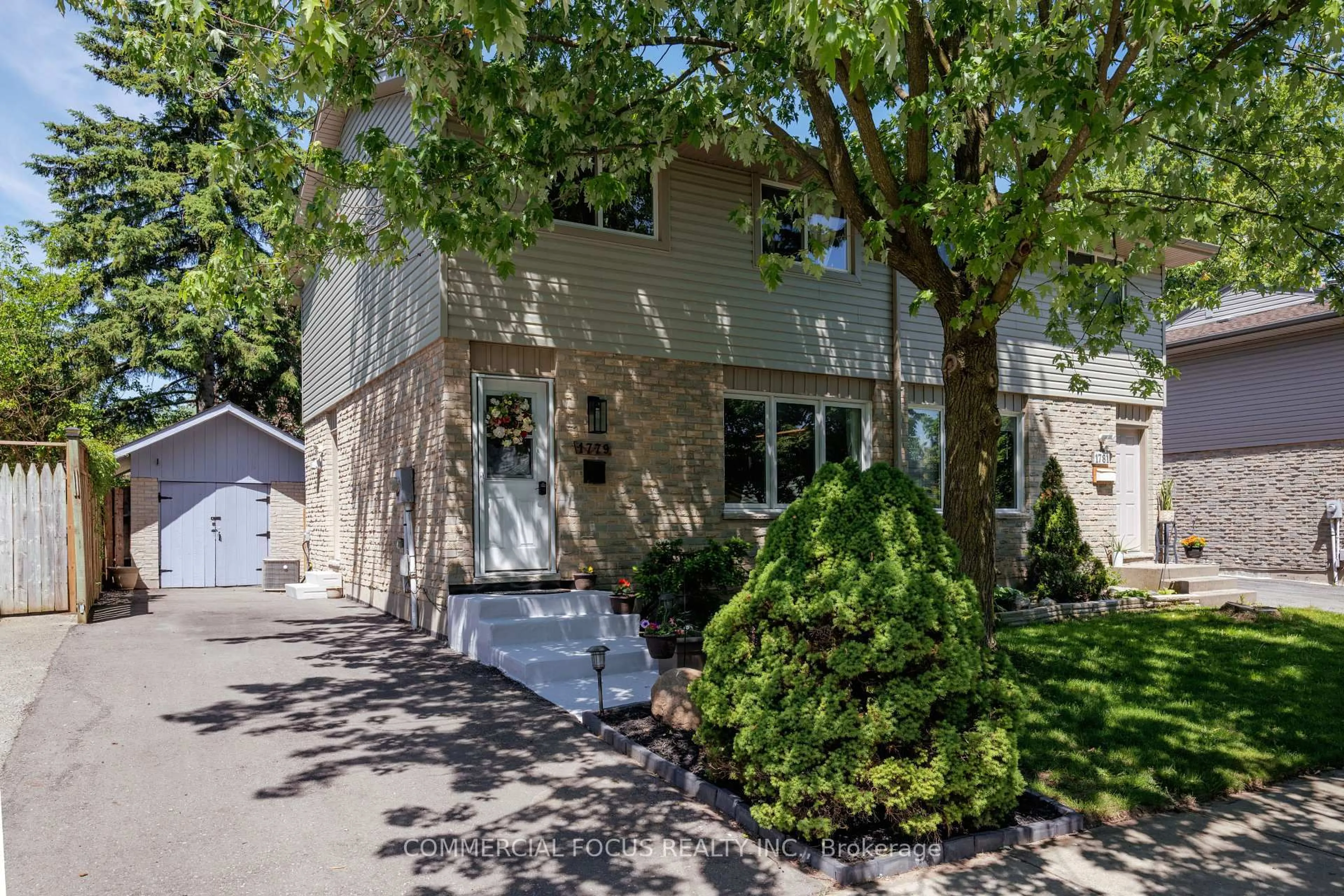 Unknown for 1779 Aldersbrook Rd, London North Ontario N6G 3E2