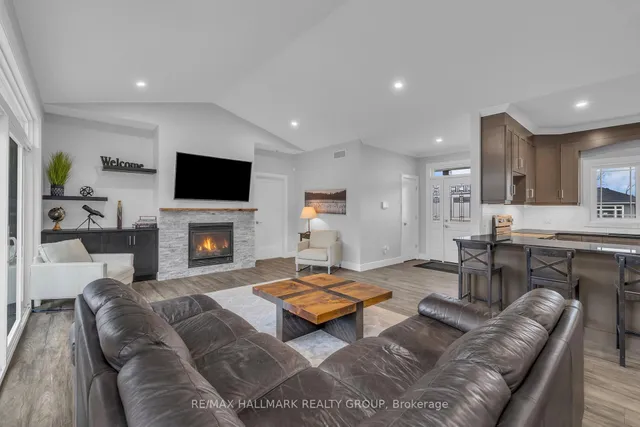1077 SHEARER Dr, Brockville 5