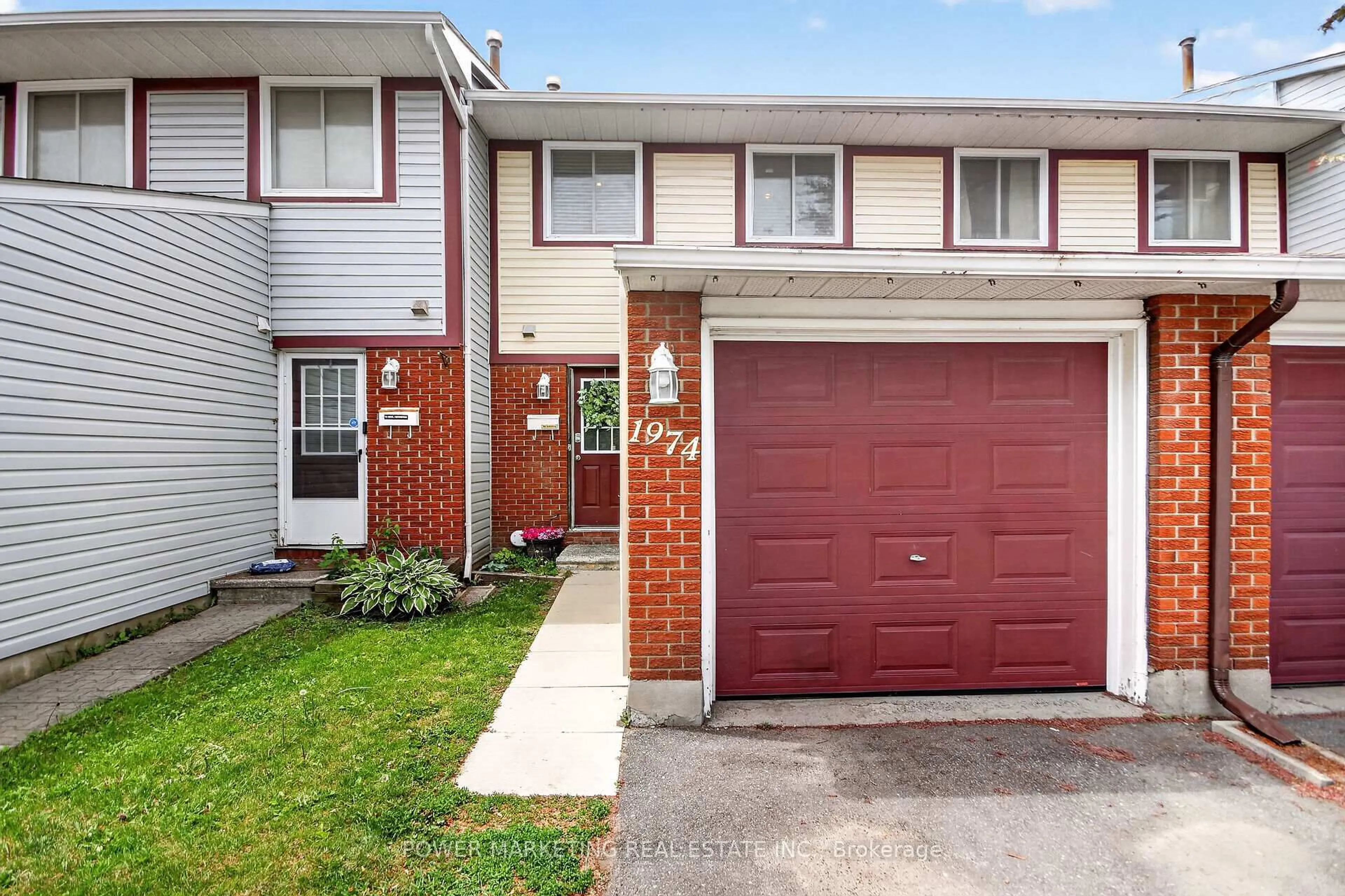 Unknown for 1974 GARDEN PARK Lane, Ottawa Ontario K1E 1E2