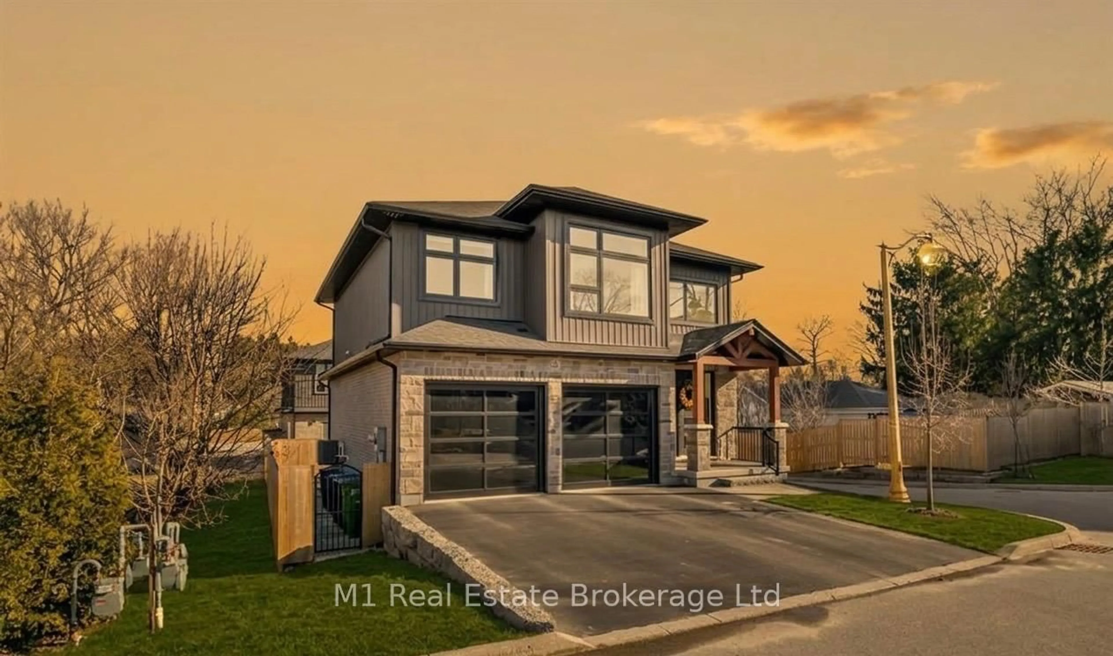 Home with brick exterior material, street for 25 Creekside Terr, Centre Wellington Ontario N1M 0H4