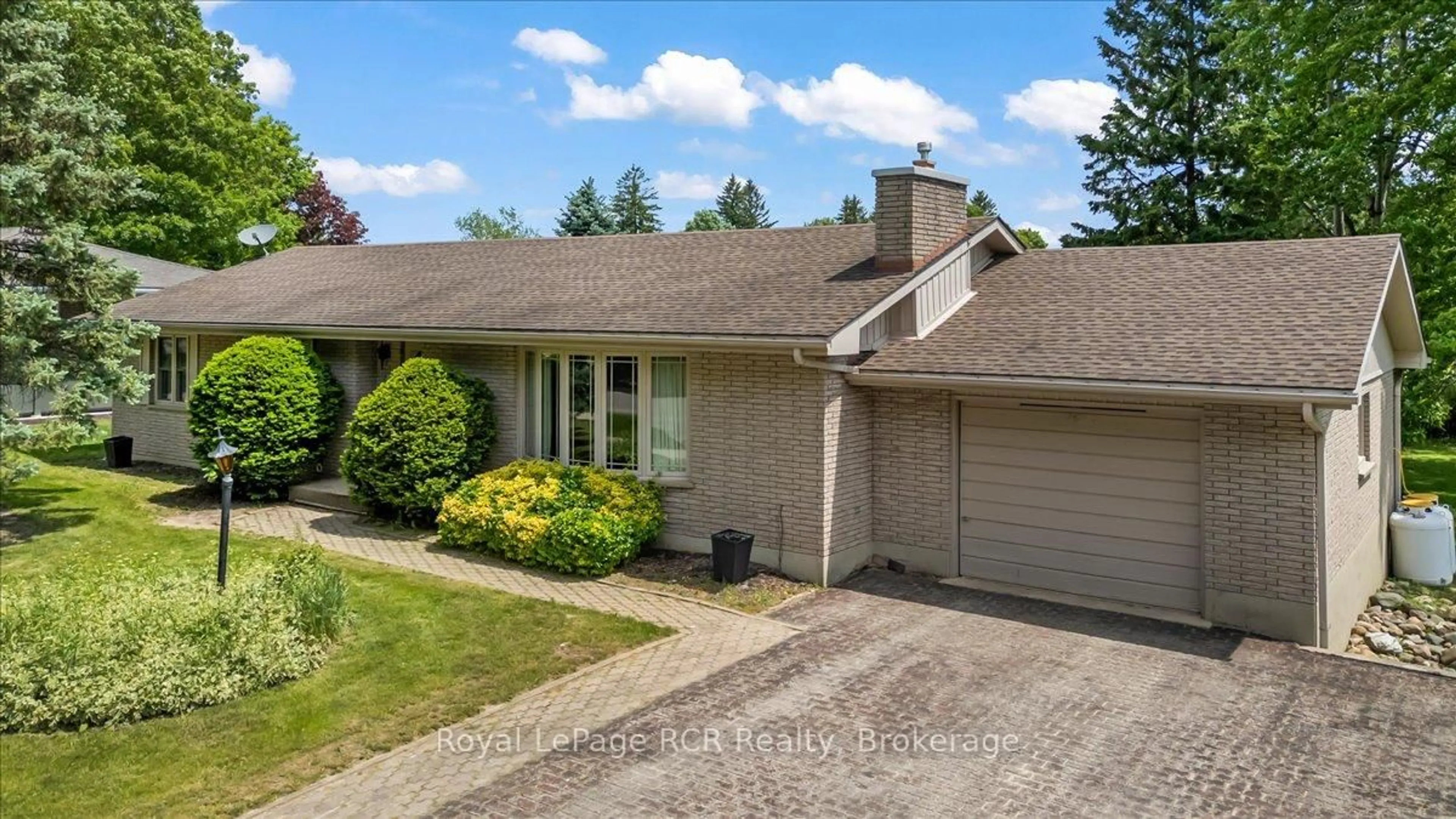 Unknown for 744 Arthur St, West Grey Ontario N0G 1C0