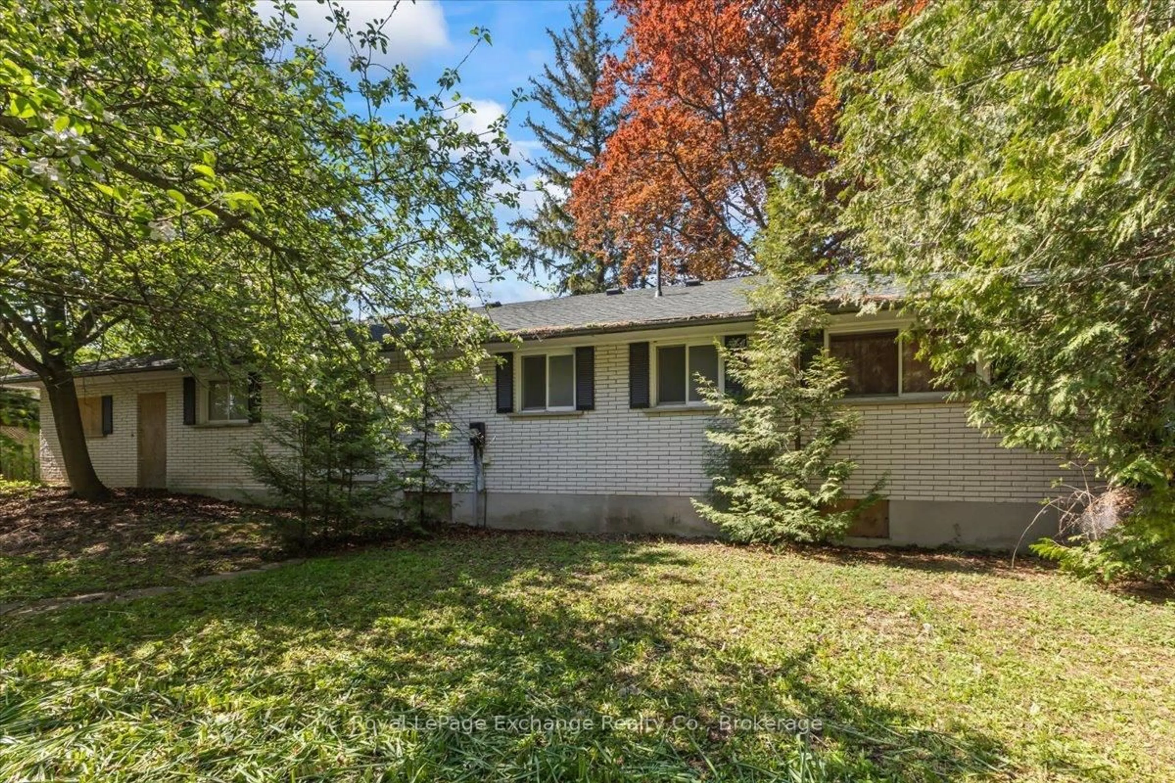 Patio, unknown for 167 Nelson St, Kincardine Ontario N2Z 1C4