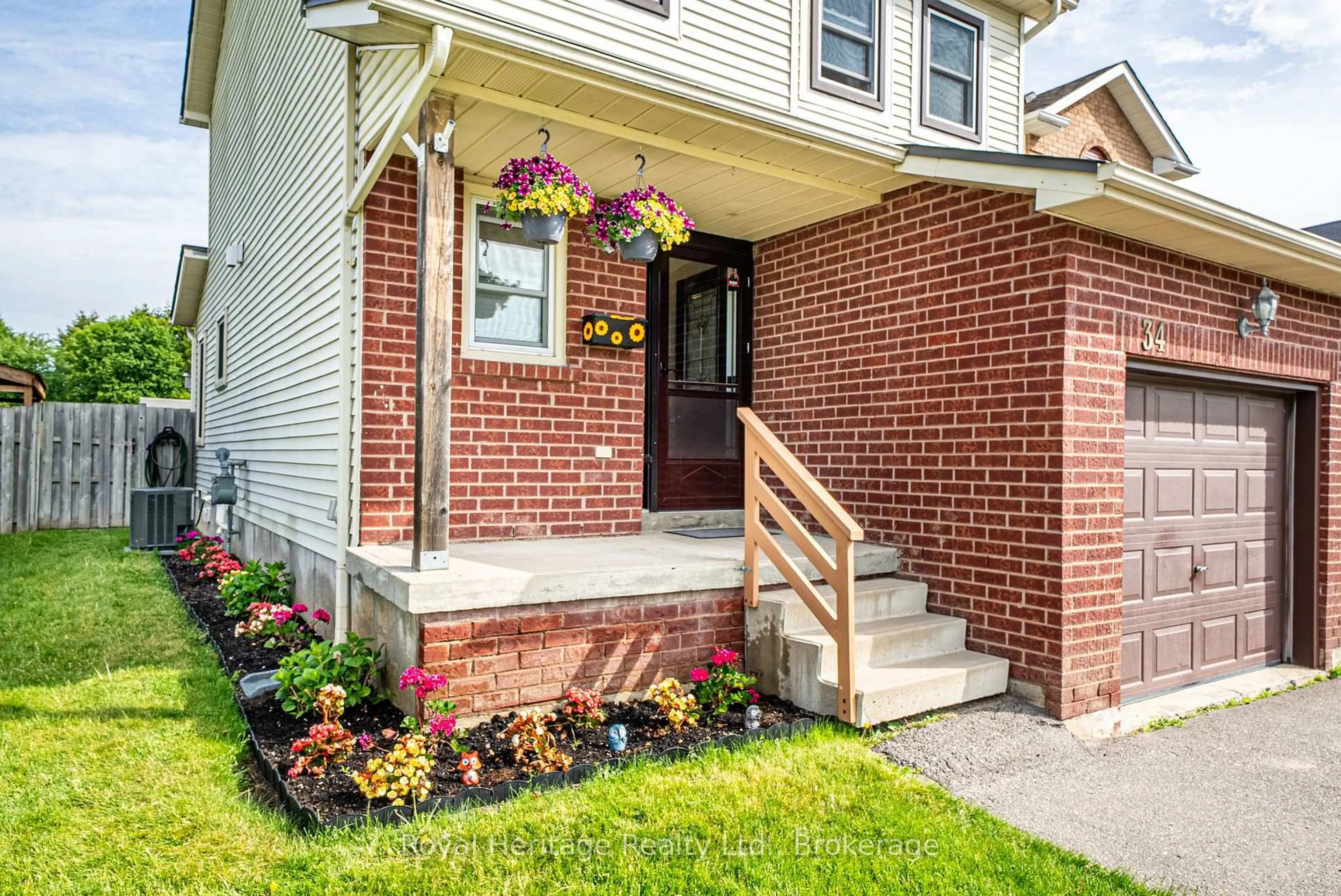 Home with brick exterior material, street for 34 Burnham Blvd, Port Hope Ontario L1A 4H5