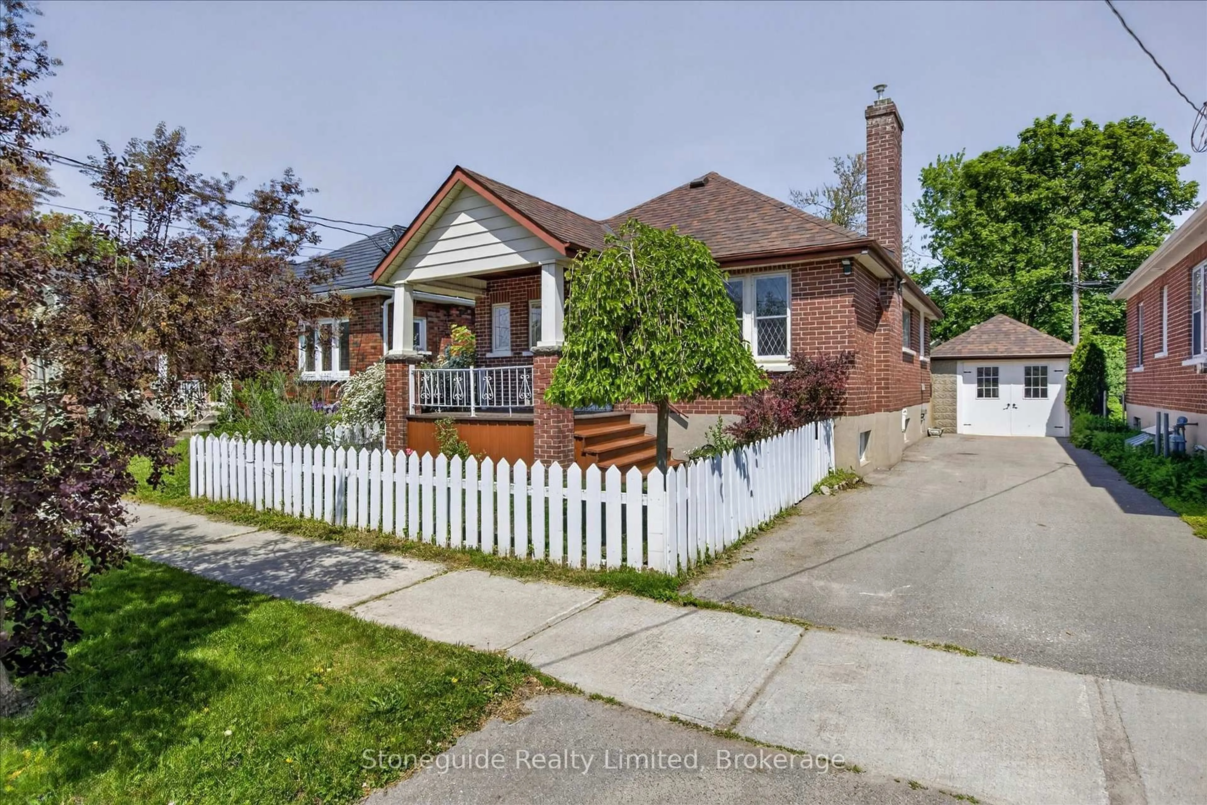 Home with brick exterior material, street for 534 Douglas Ave, Peterborough Ontario K9J 4L1
