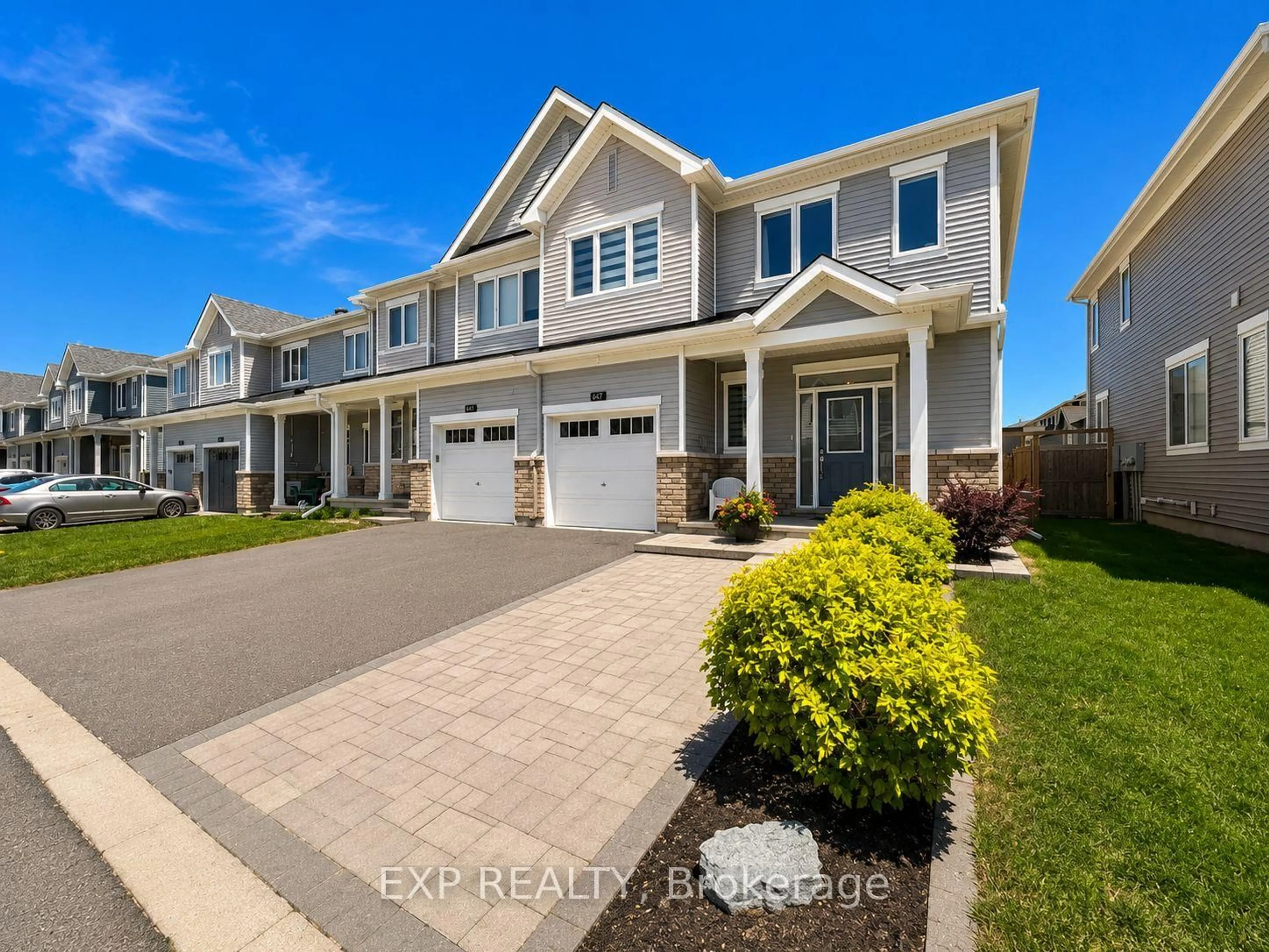 Unknown for 647 Crevier Walk, Ottawa Ontario K1W 0M7