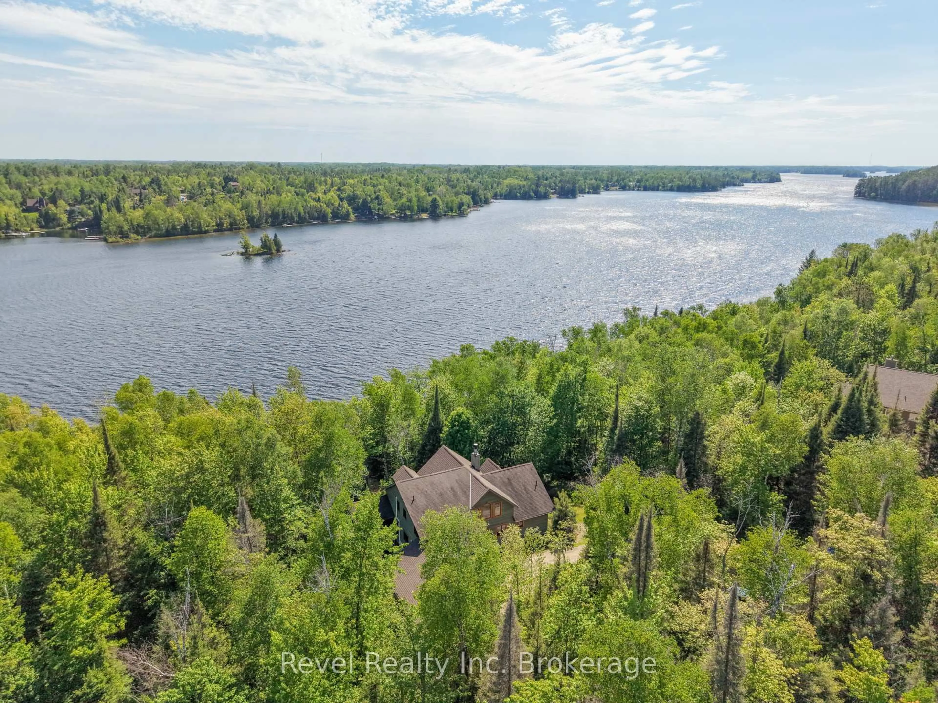 A pic from outside/outdoor area/front of a property/back of a property/a pic from drone, water/lake/river/ocean view for 2625 Northshore Rd, North Bay Ontario P1B 8G4