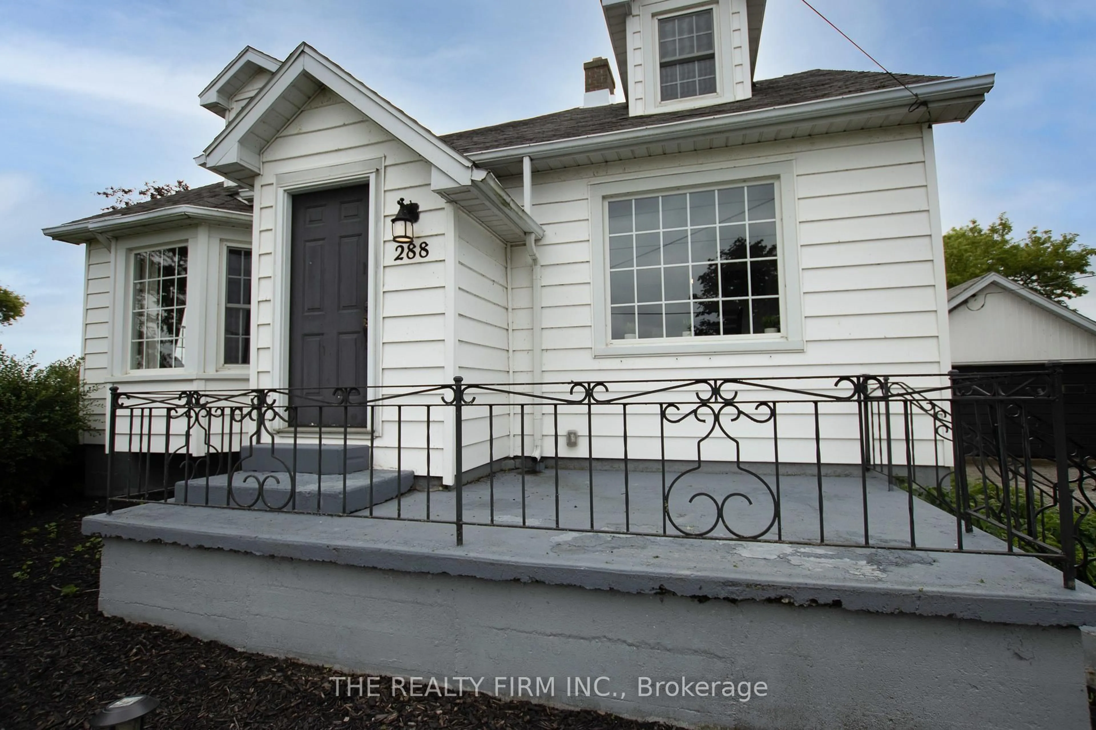 Unknown for 18378 Erie Shore Dr, Chatham-Kent Ontario N0P 1A0