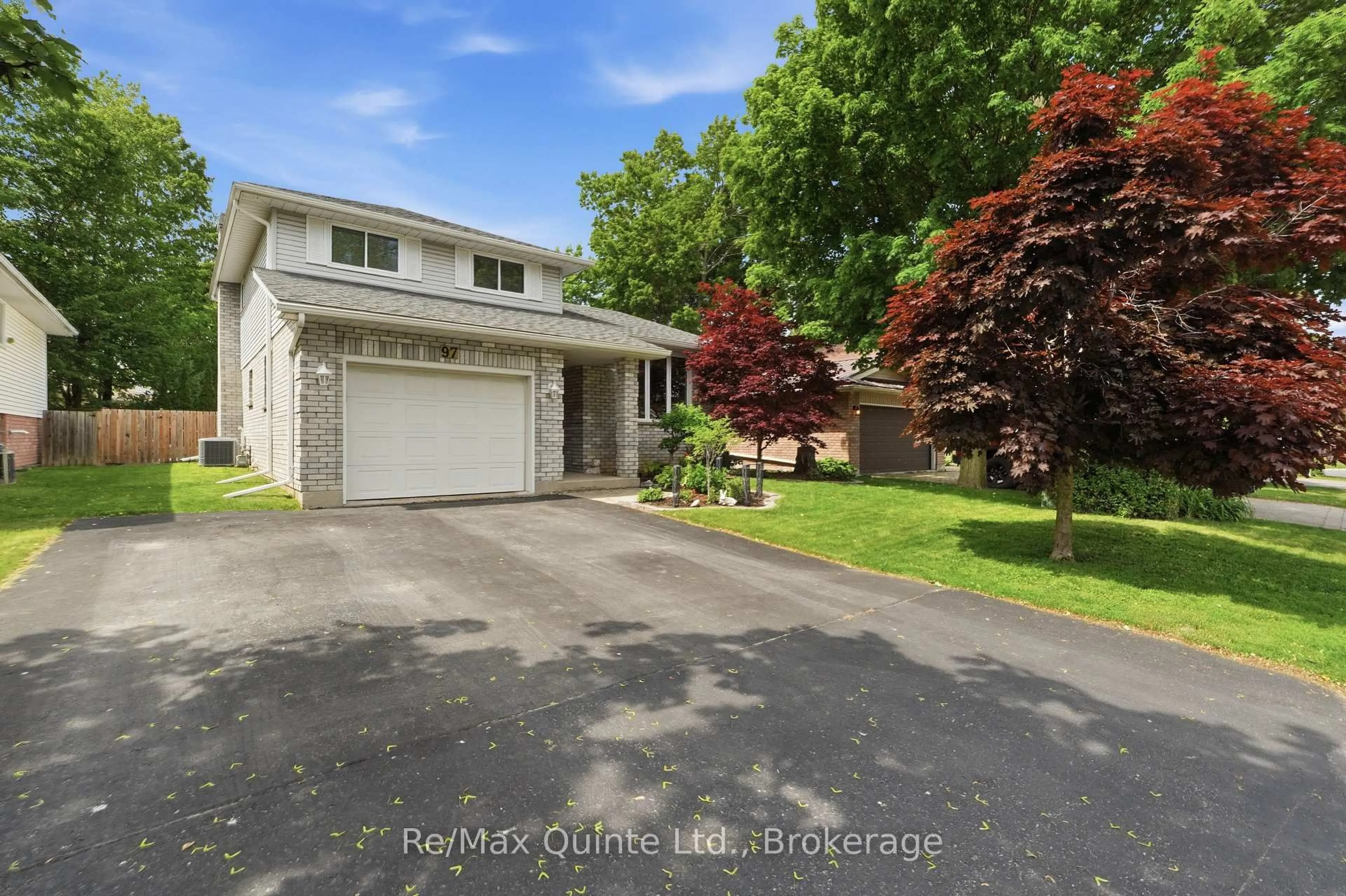 A pic from outside/outdoor area/front of a property/back of a property/a pic from drone, street for 97 Parkview Hts, Quinte West Ontario K8V 6P4