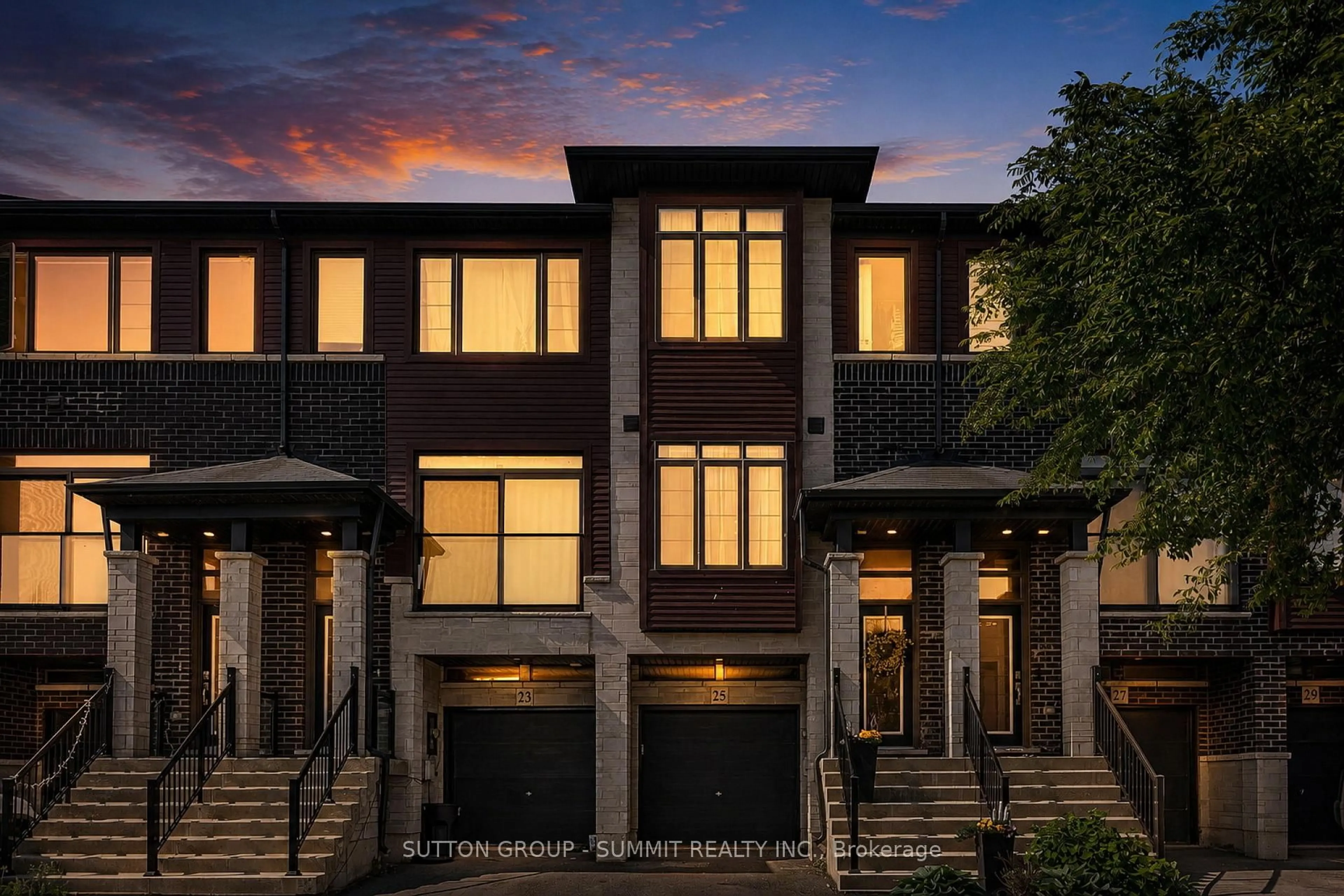 Home with brick exterior material, unknown for 25 SOHO St, Hamilton Ontario L8J 0L4