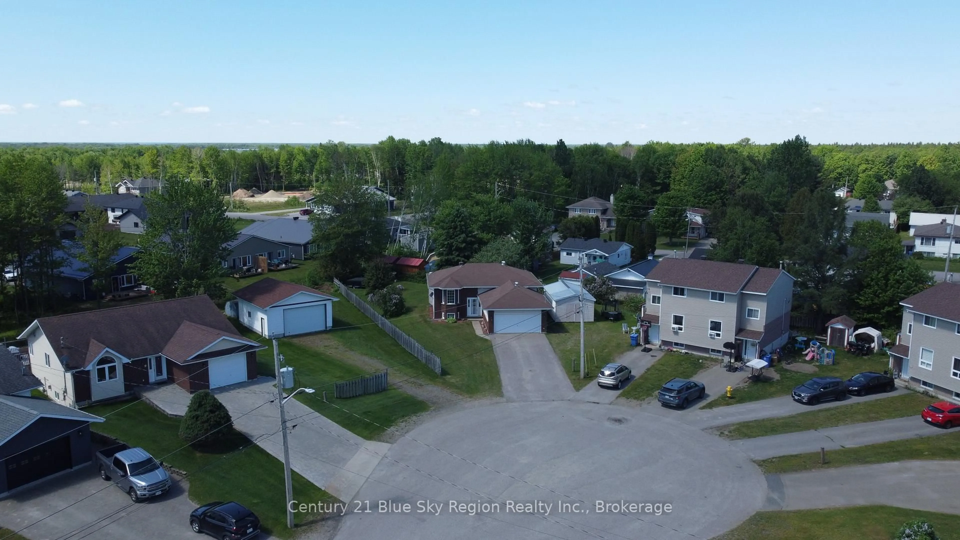 A pic from outside/outdoor area/front of a property/back of a property/a pic from drone, street for 22 Paiement Crt, West Nipissing Ontario P2B 3E4
