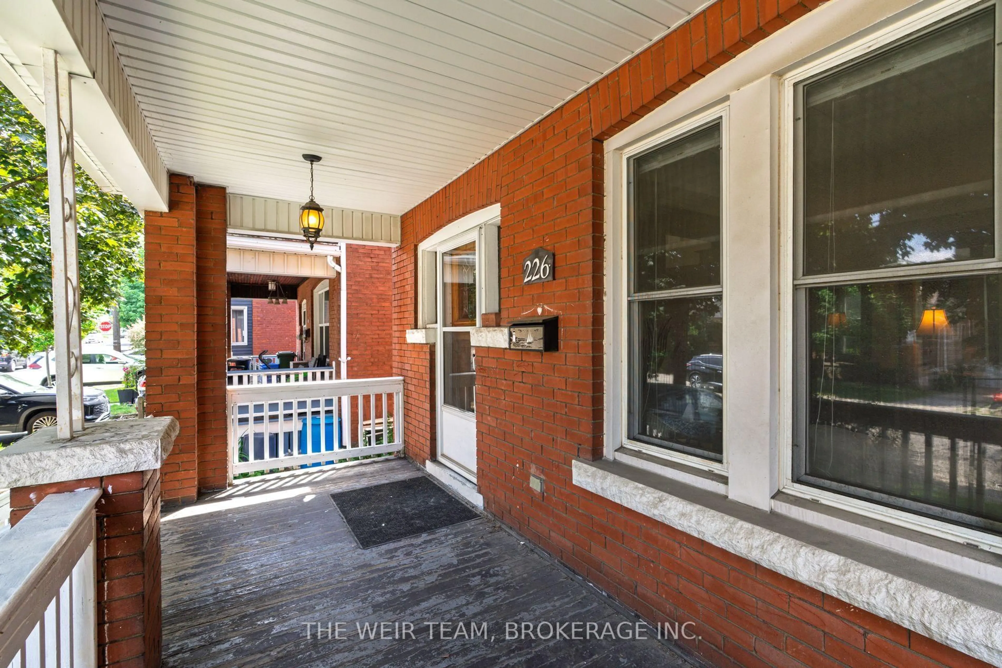 Unknown for 226 Ottawa St, Hamilton Ontario L8K 2E8