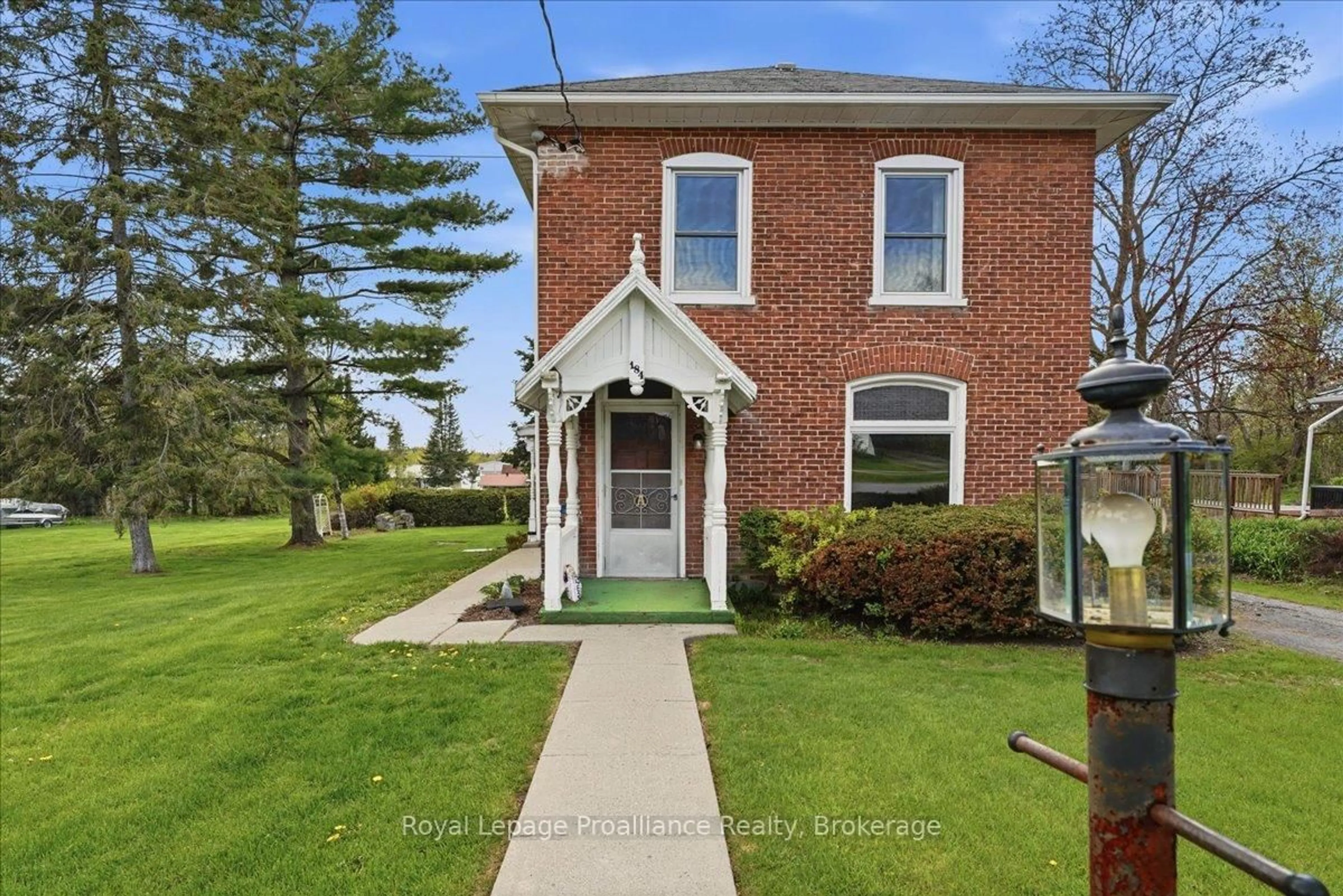 Home with brick exterior material, street for 184 Edward St, Stirling Ontario K0K 3E0