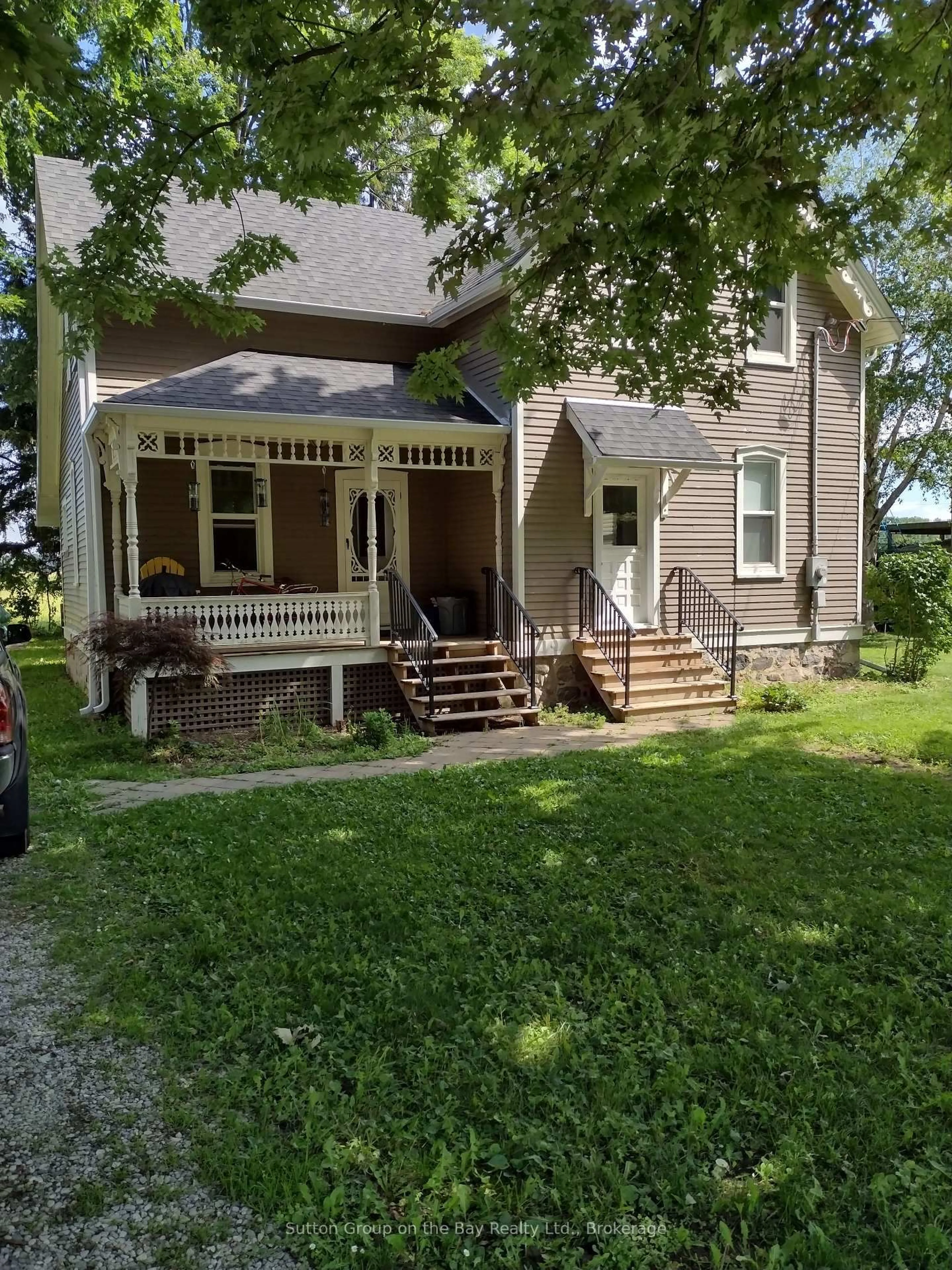 A pic from outside/outdoor area/front of a property/back of a property/a pic from drone, street for 168 Cargill Rd, Brockton Ontario N0G 1J0
