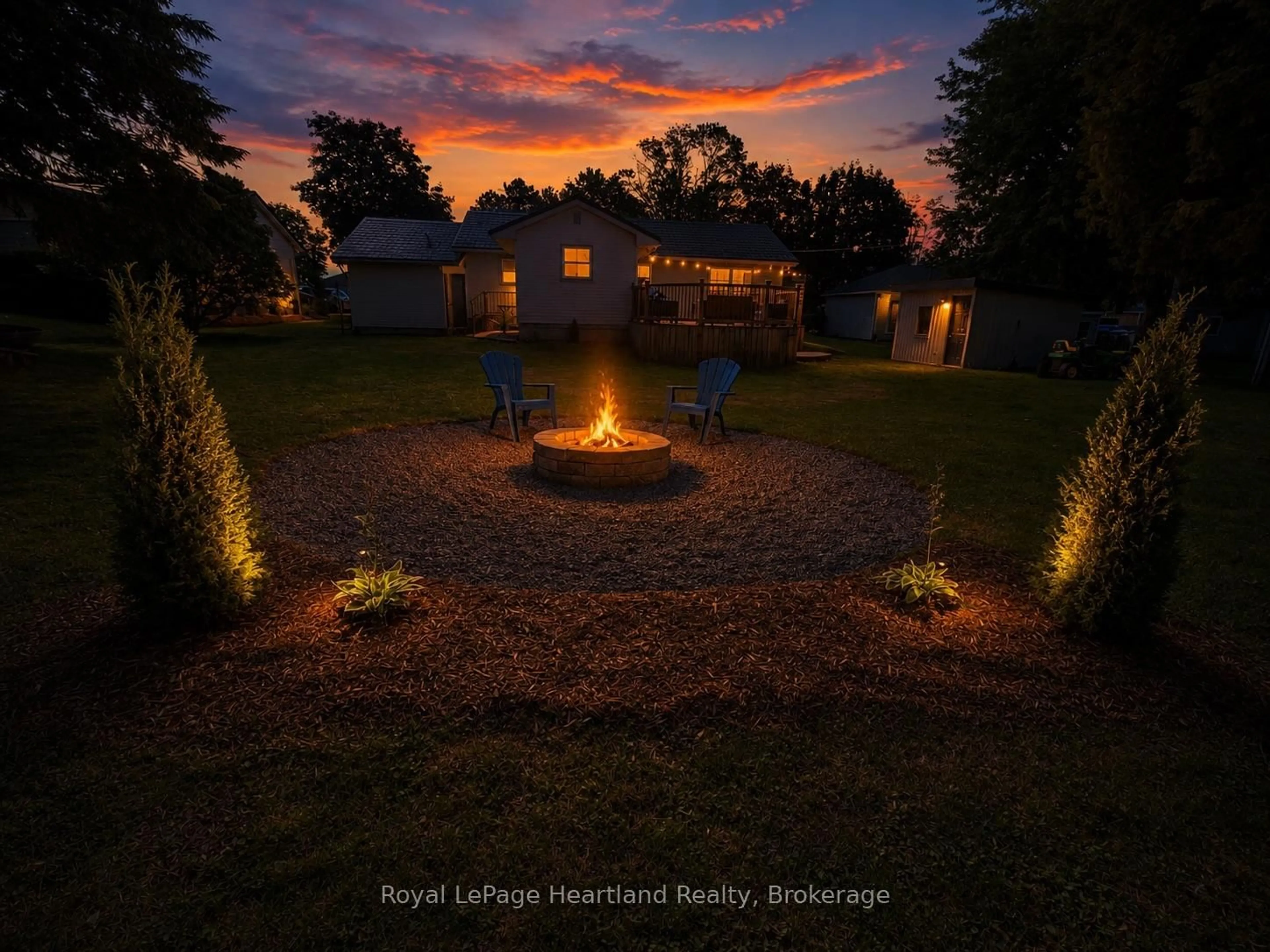 A pic from outside/outdoor area/front of a property/back of a property/a pic from drone, street for 77 Chalk St, Huron East Ontario N0K 1W0