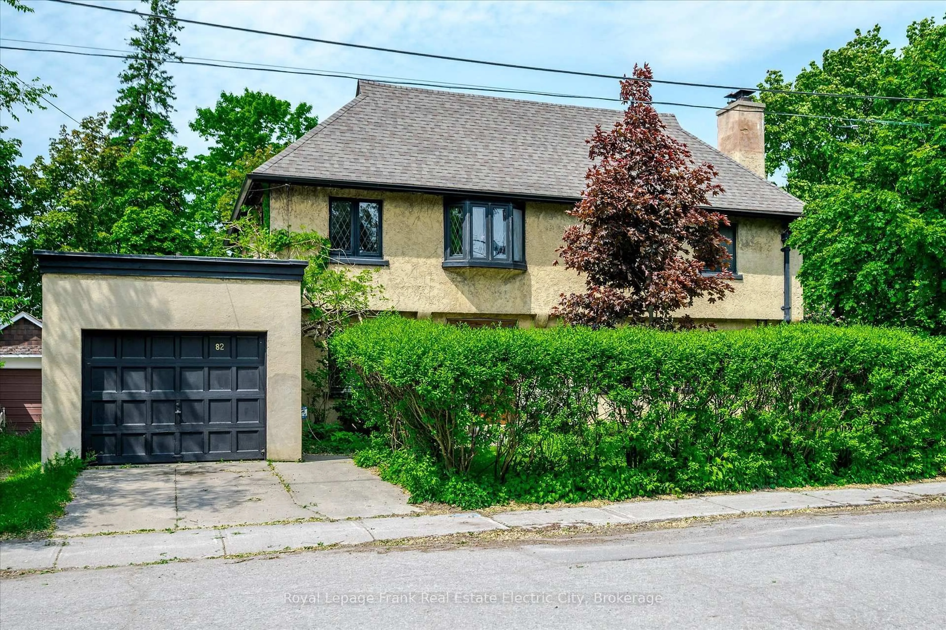 Home with brick exterior material, street for 82 Dublin St, Peterborough Ontario K9H 3A9