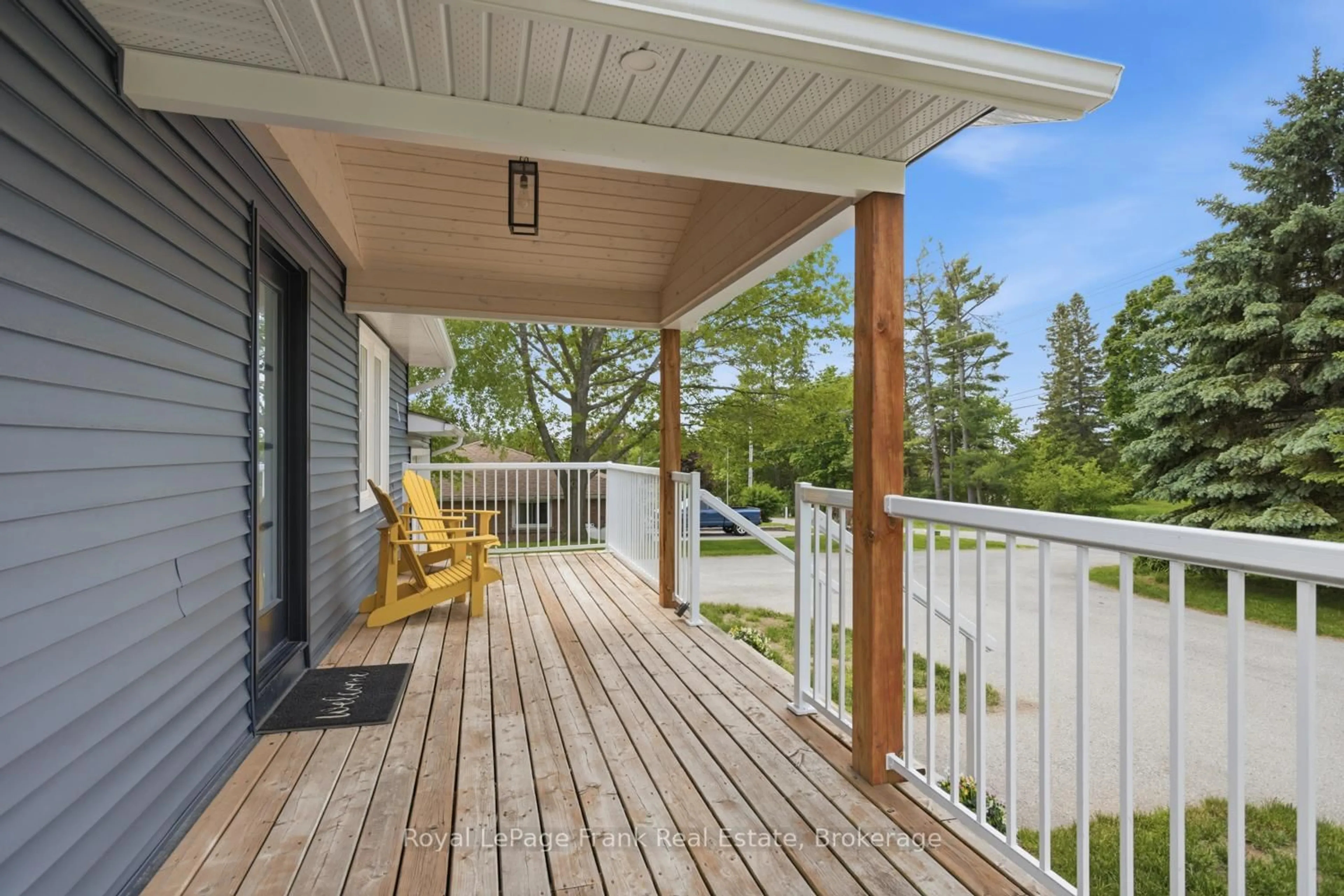 Patio, unknown for 93 Reid St, Kawartha Lakes Ontario K0M 1A0