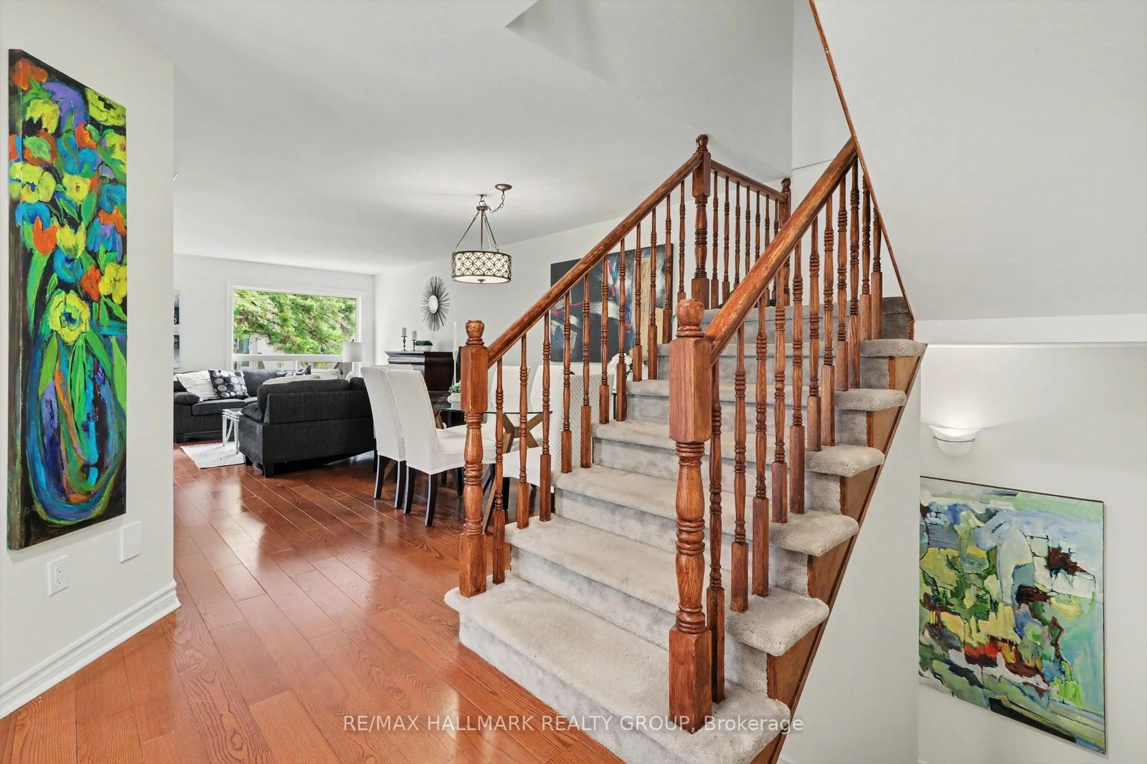 Unknown for 27 Sandcliffe Terr, Ottawa Ontario K2G 5Y2