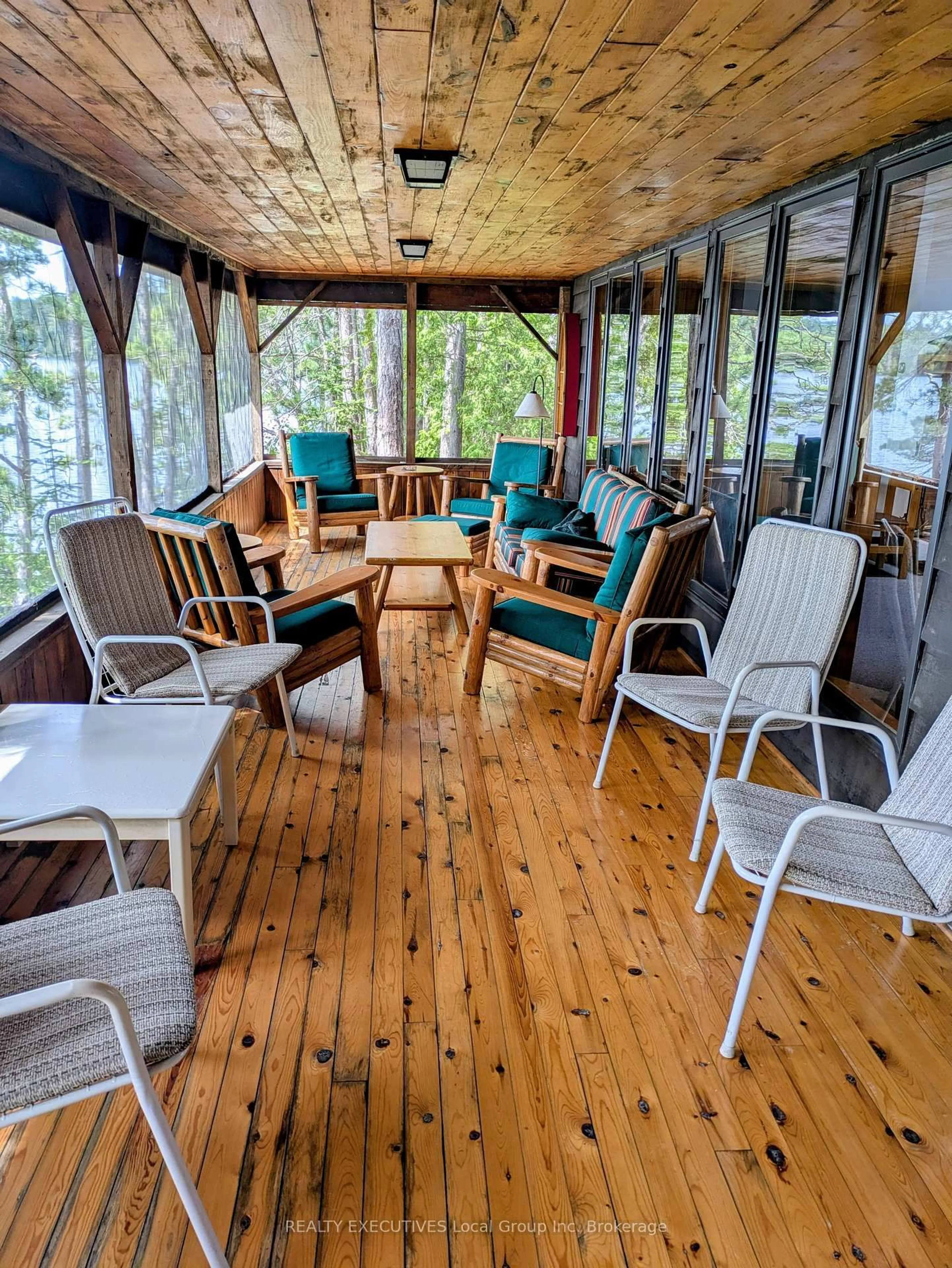 Patio, water/lake/river/ocean view for 758 Island, Temagami Ontario P0H 2H0
