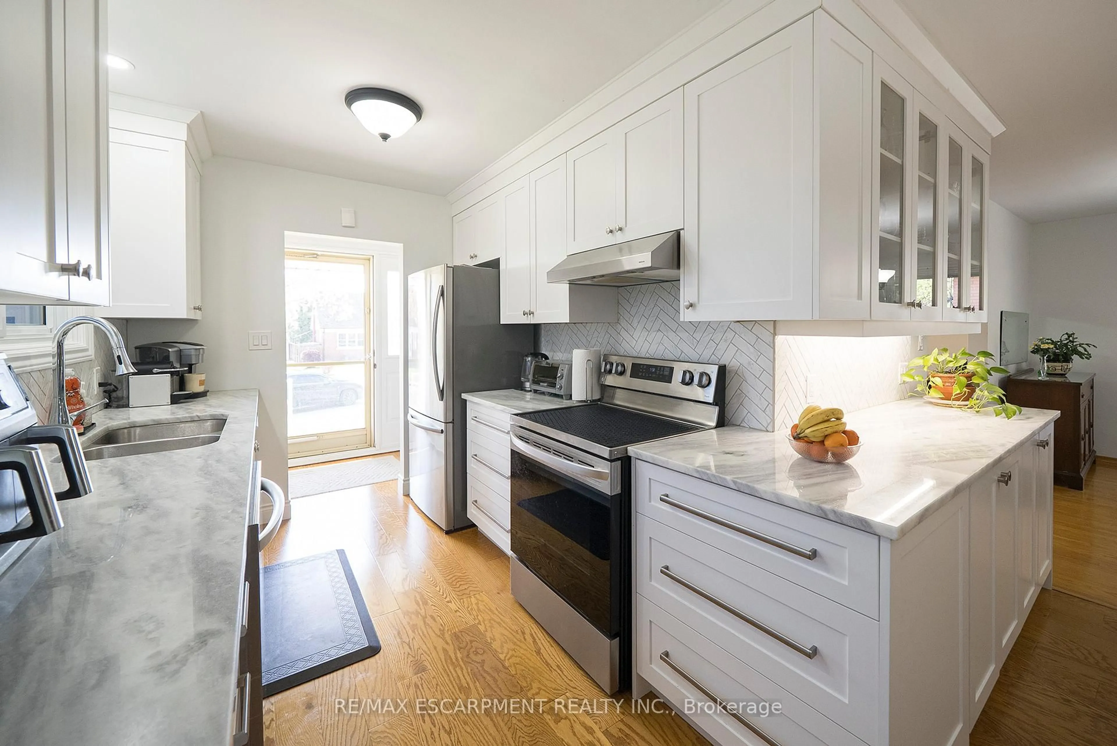 Unknown for 176 Kimberly Dr, Hamilton Ontario L8K 4L1