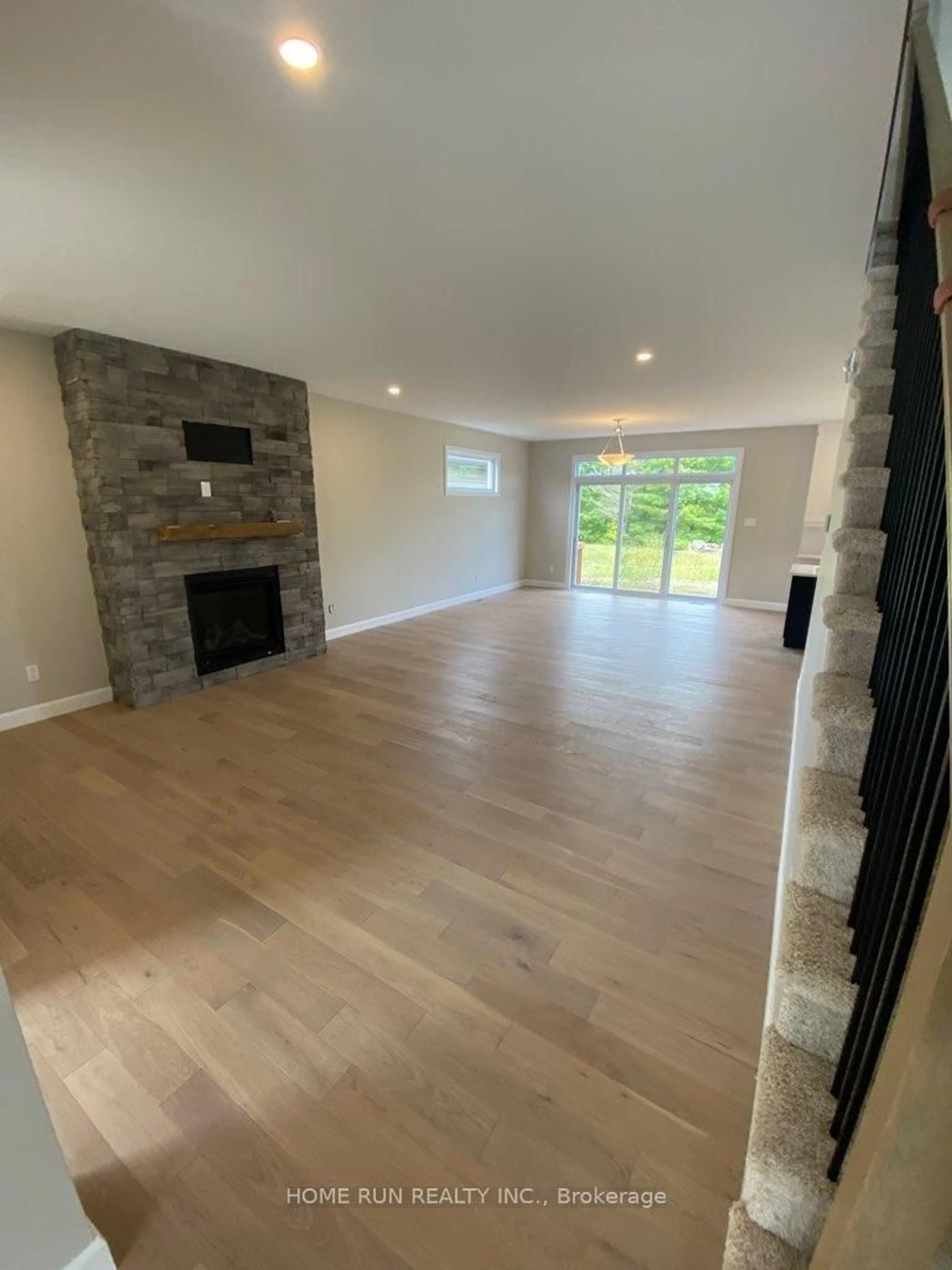 A pic of a room for 35 Richer St, North Stormont Ontario K0A 1R0