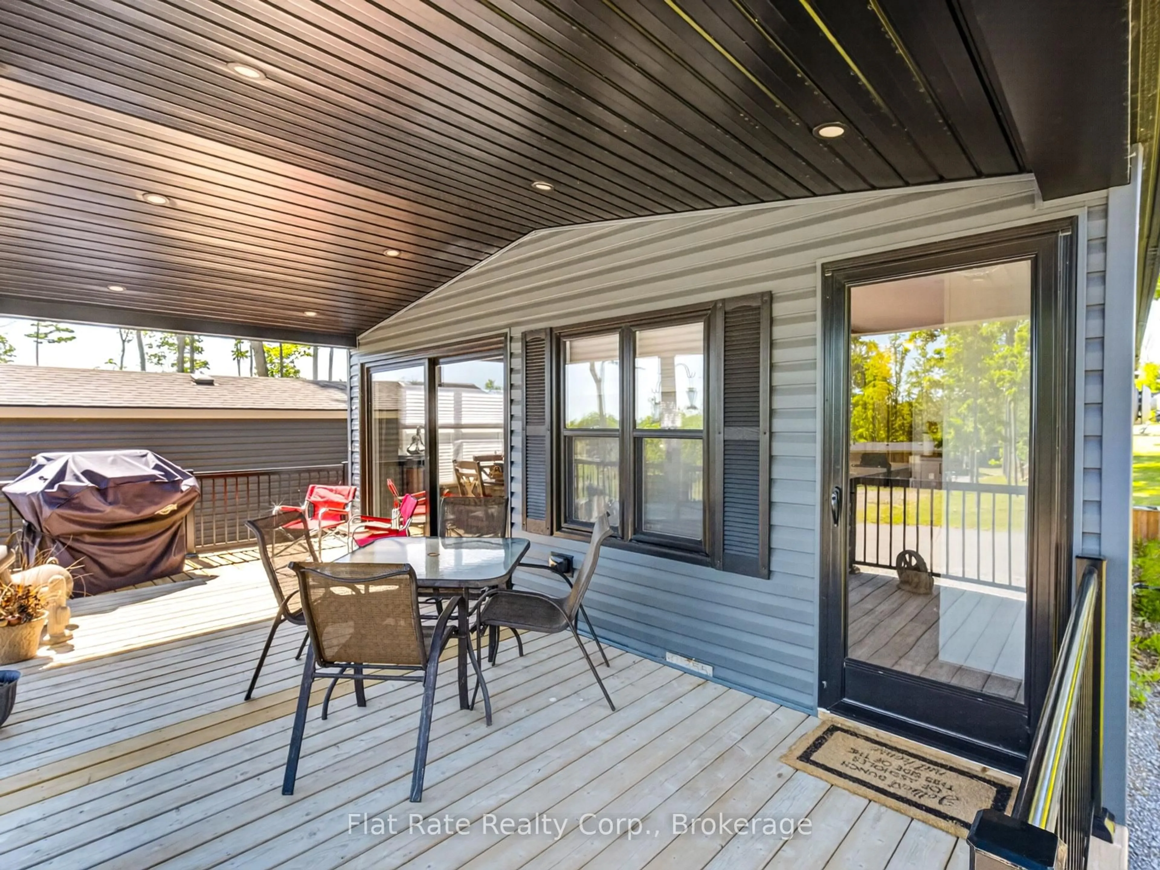 Home with vinyl exterior material, water/lake/river/ocean view for 1235 Villiers Line #ROSEDALE LANE #5, Otonabee-South Monaghan Ontario K0L 2G0