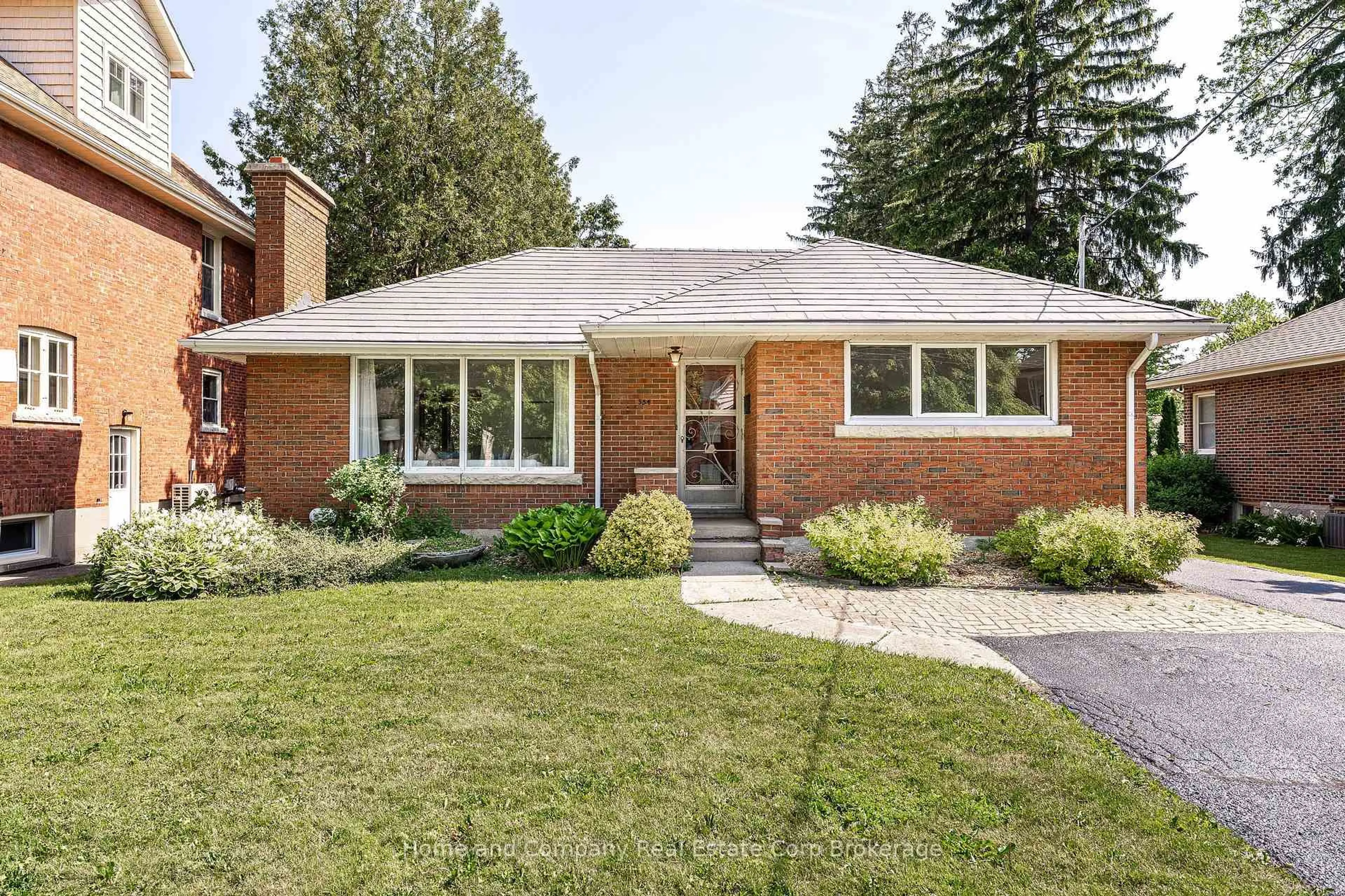 Home with brick exterior material, street for 354 West Gore St, Stratford Ontario N5A 1L1