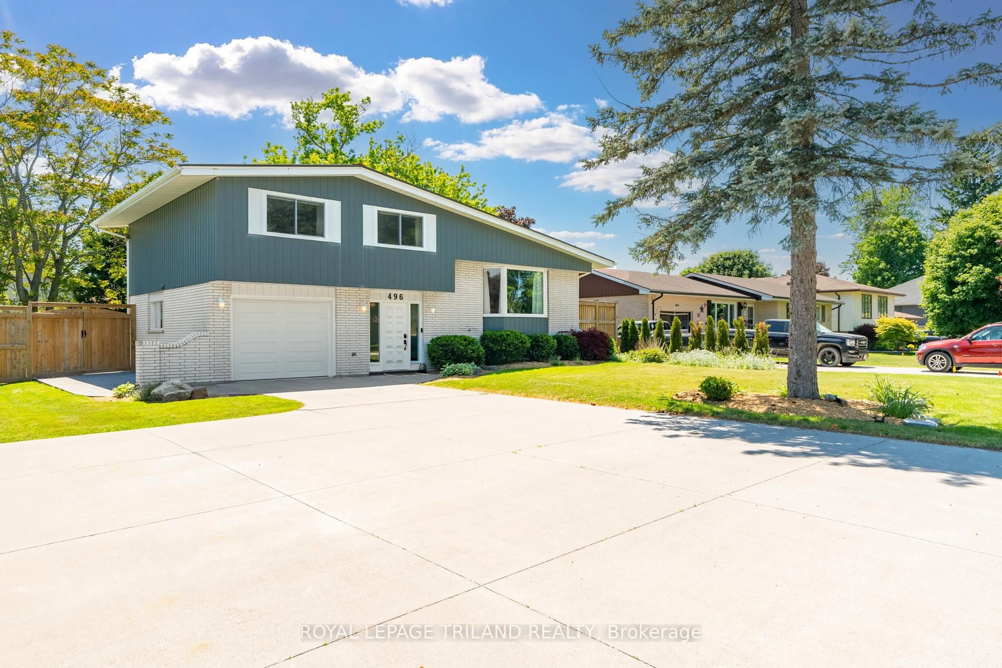 Unknown for 496 Thames St, Plympton-Wyoming Ontario N0N 1T0