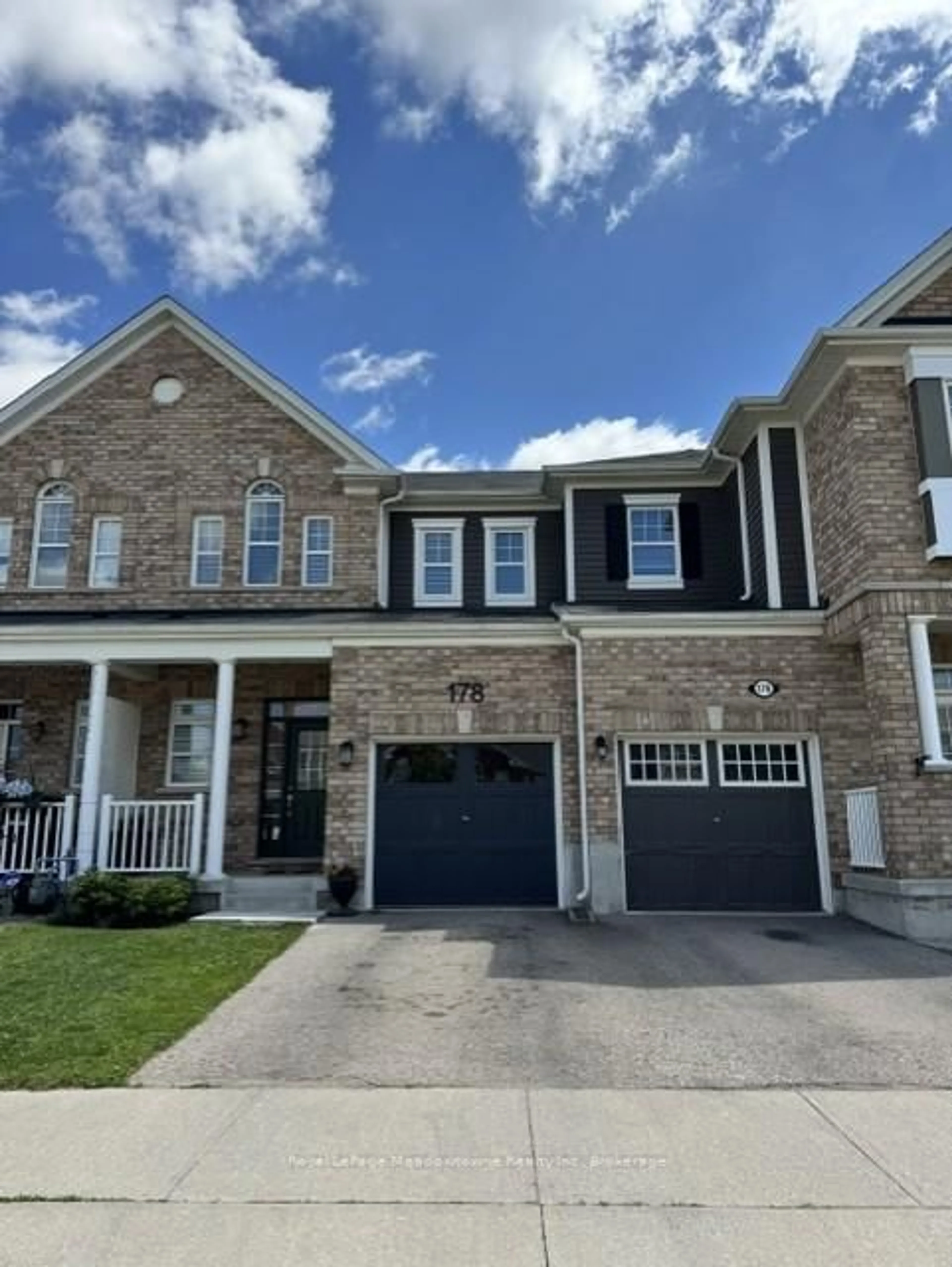 Home with brick exterior material, street for 178 West Oak Tr, Kitchener Ontario N2R 0J3