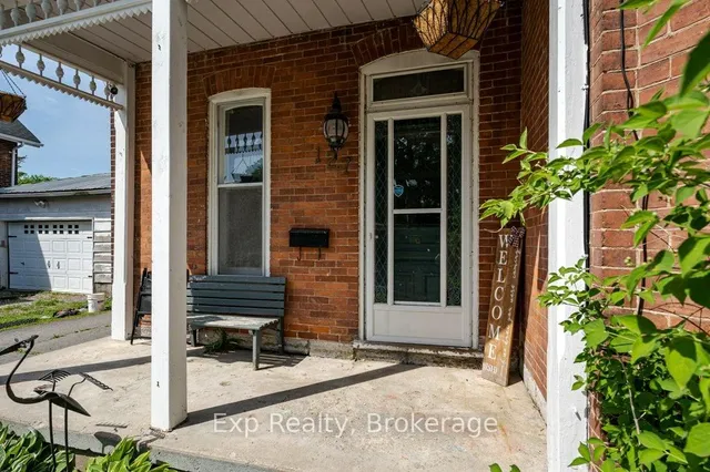 127 Green St, Deseronto 4