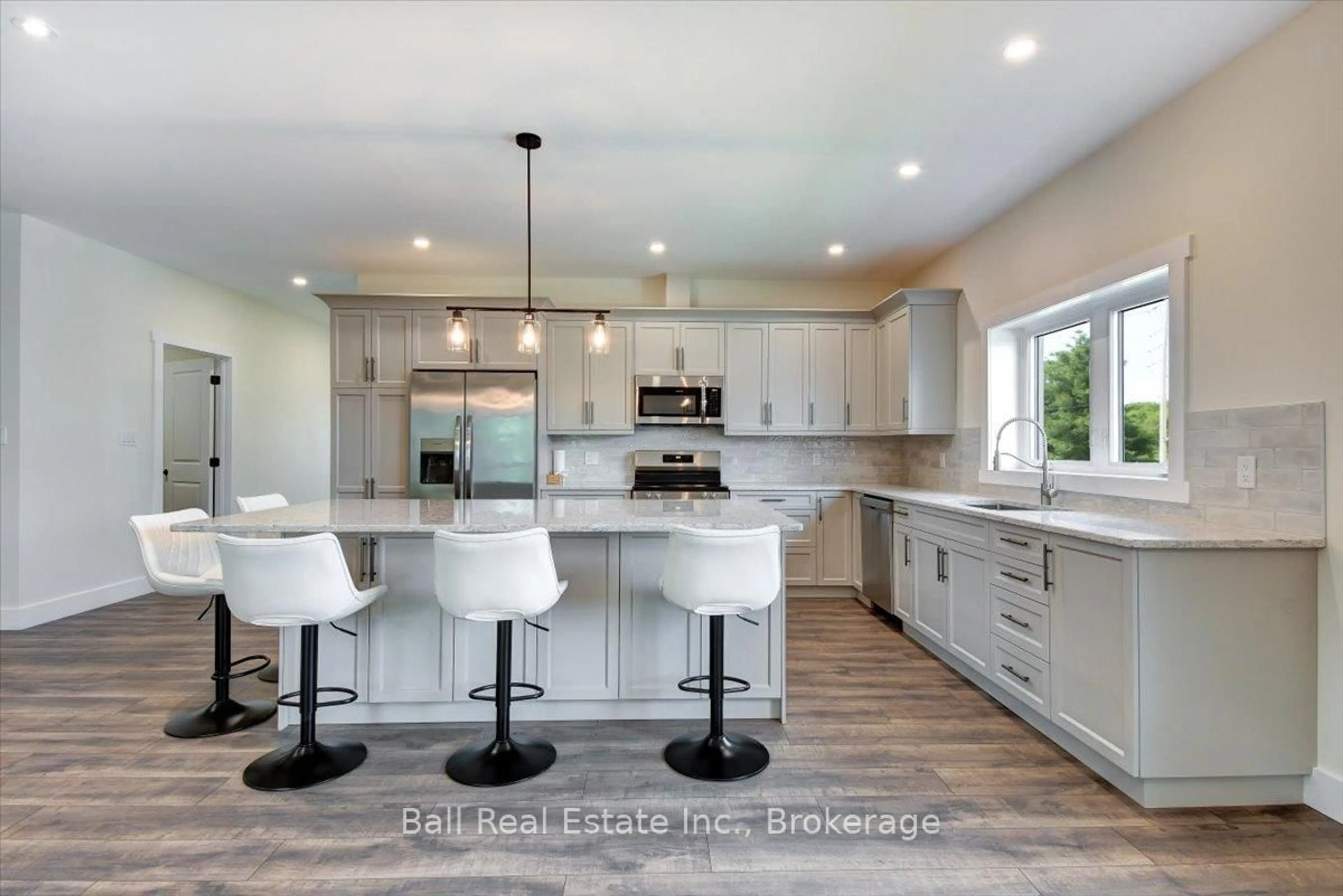 Open concept kitchen, ceramic/tile floor for 9 Williams Dr, Bancroft Ontario K0L 1C0