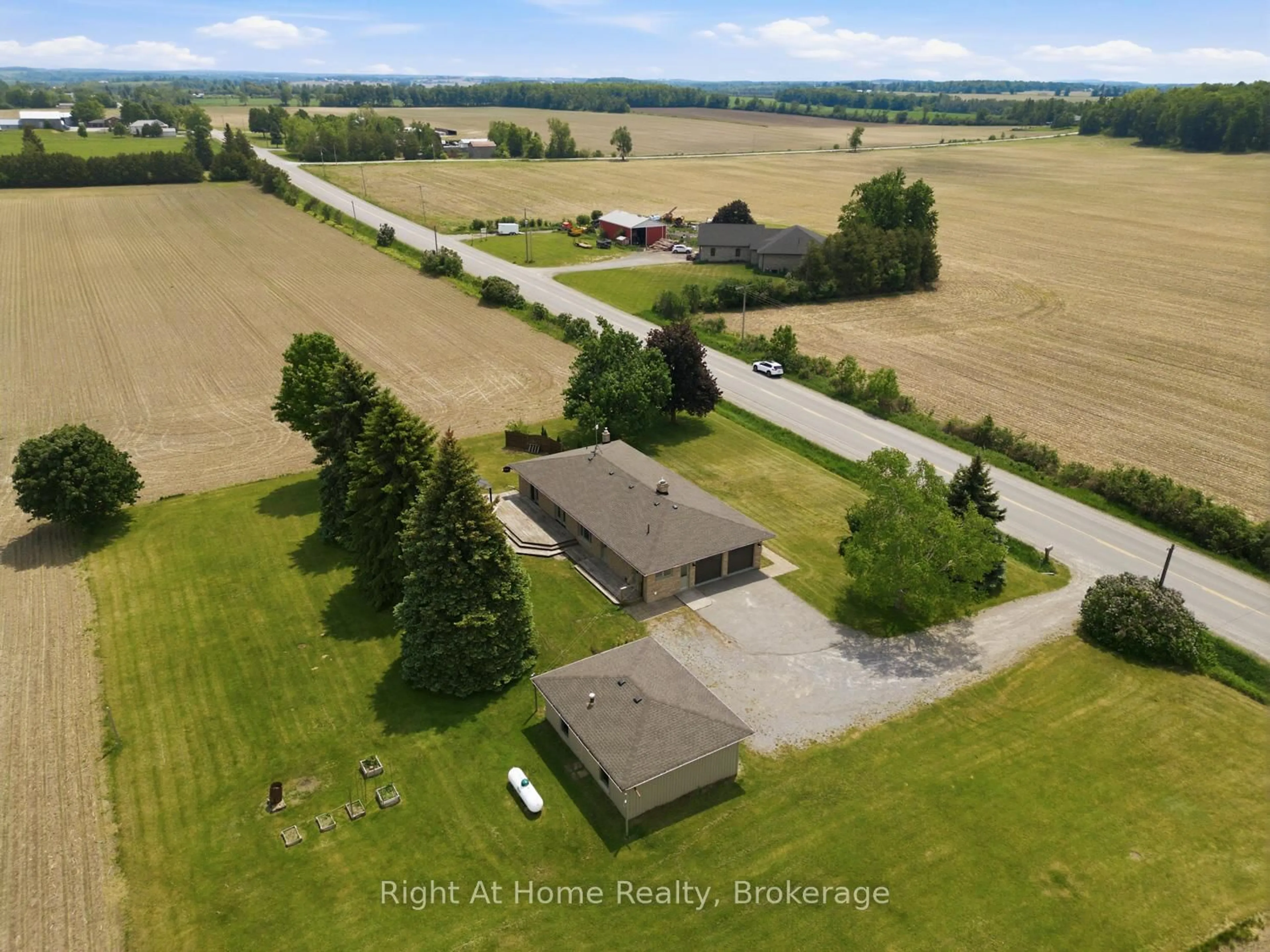 A pic from outside/outdoor area/front of a property/back of a property/a pic from drone, unknown for 562 Janetville Rd, Kawartha Lakes Ontario L0B 1K0
