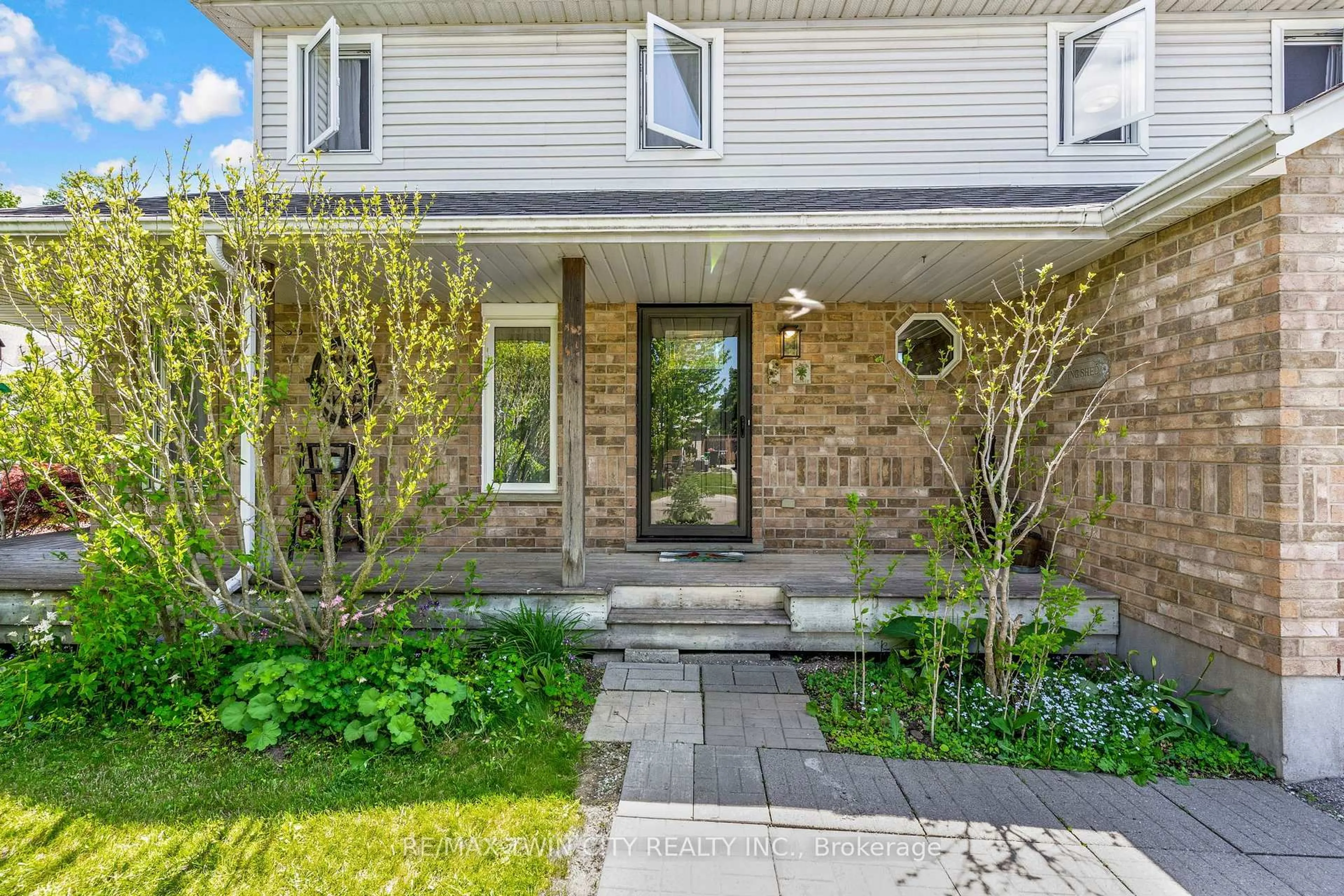 Unknown for 249 Wilderness Dr, Kitchener Ontario N2E 3R4