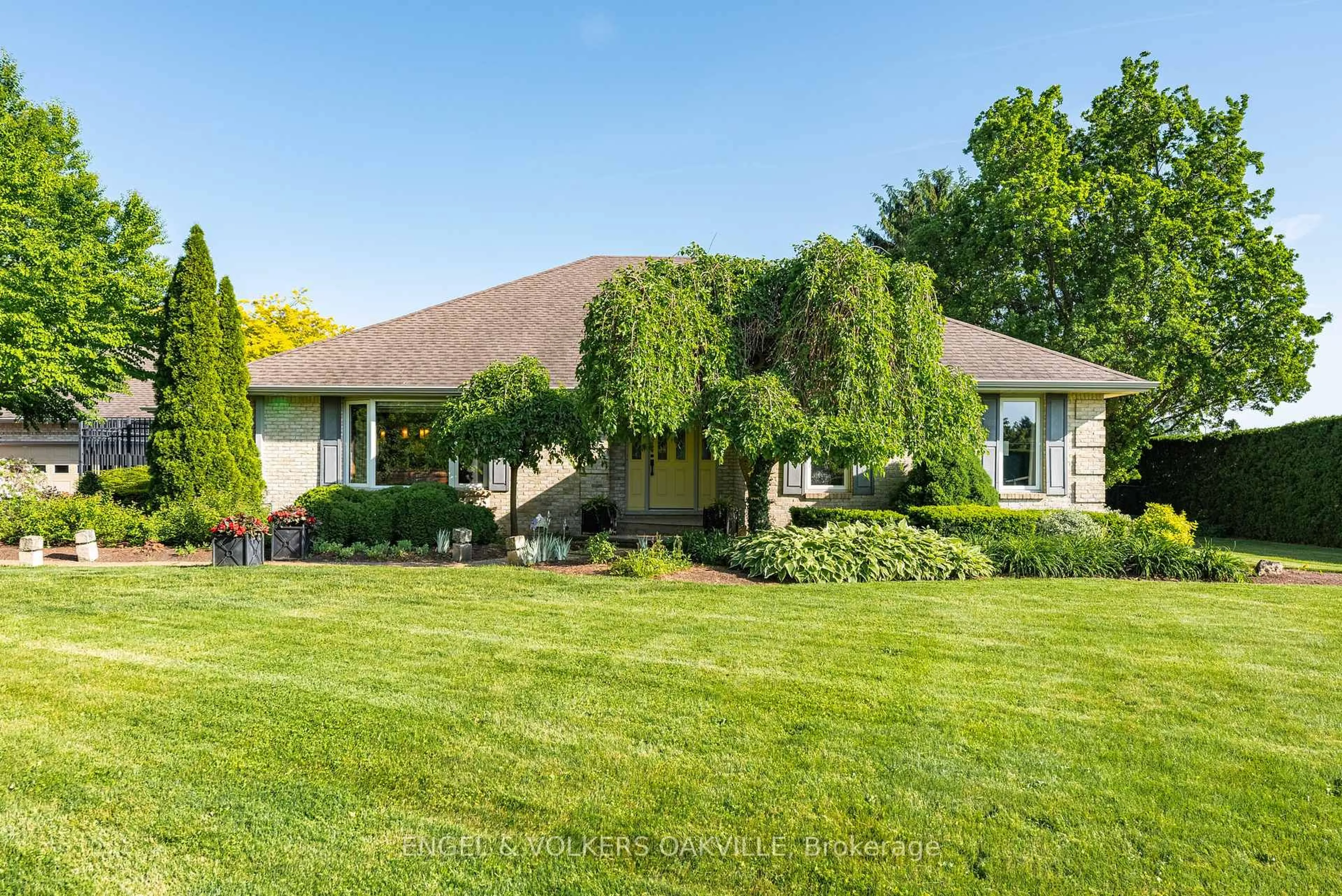 Unknown for 39 Hunter Rd, Niagara-on-the-Lake Ontario L0S 1J0