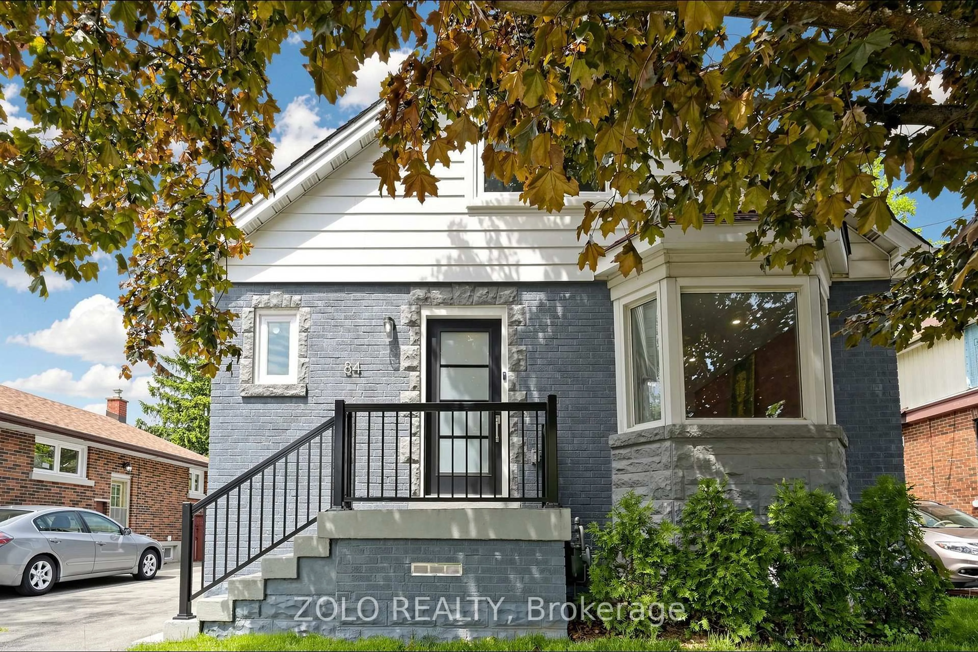 Unknown for 84 East 15th St, Hamilton Ontario L9A 4E9