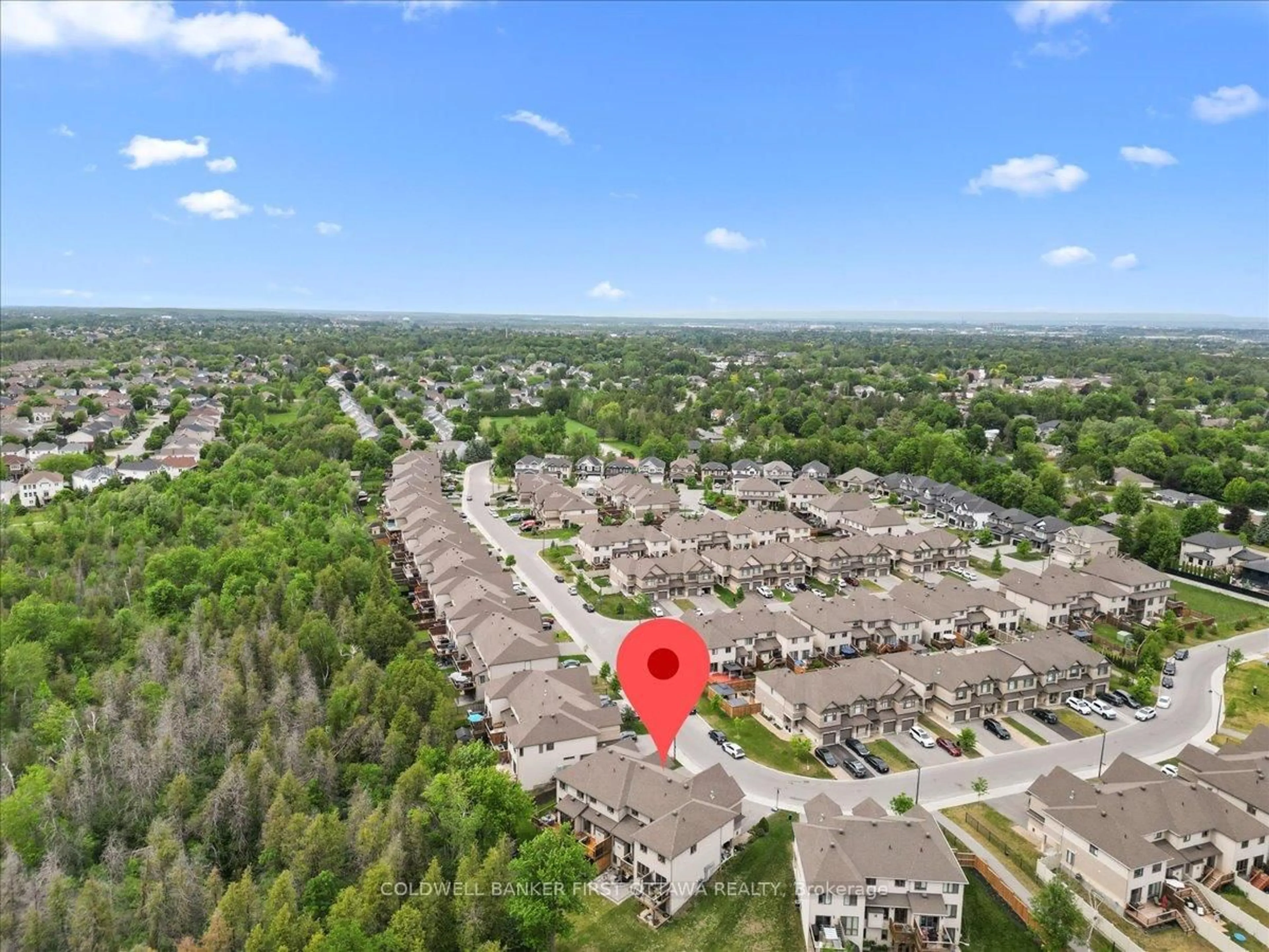 A pic from outside/outdoor area/front of a property/back of a property/a pic from drone, unknown for 52 Porter St, Stittsville Ontario K2S 2L9
