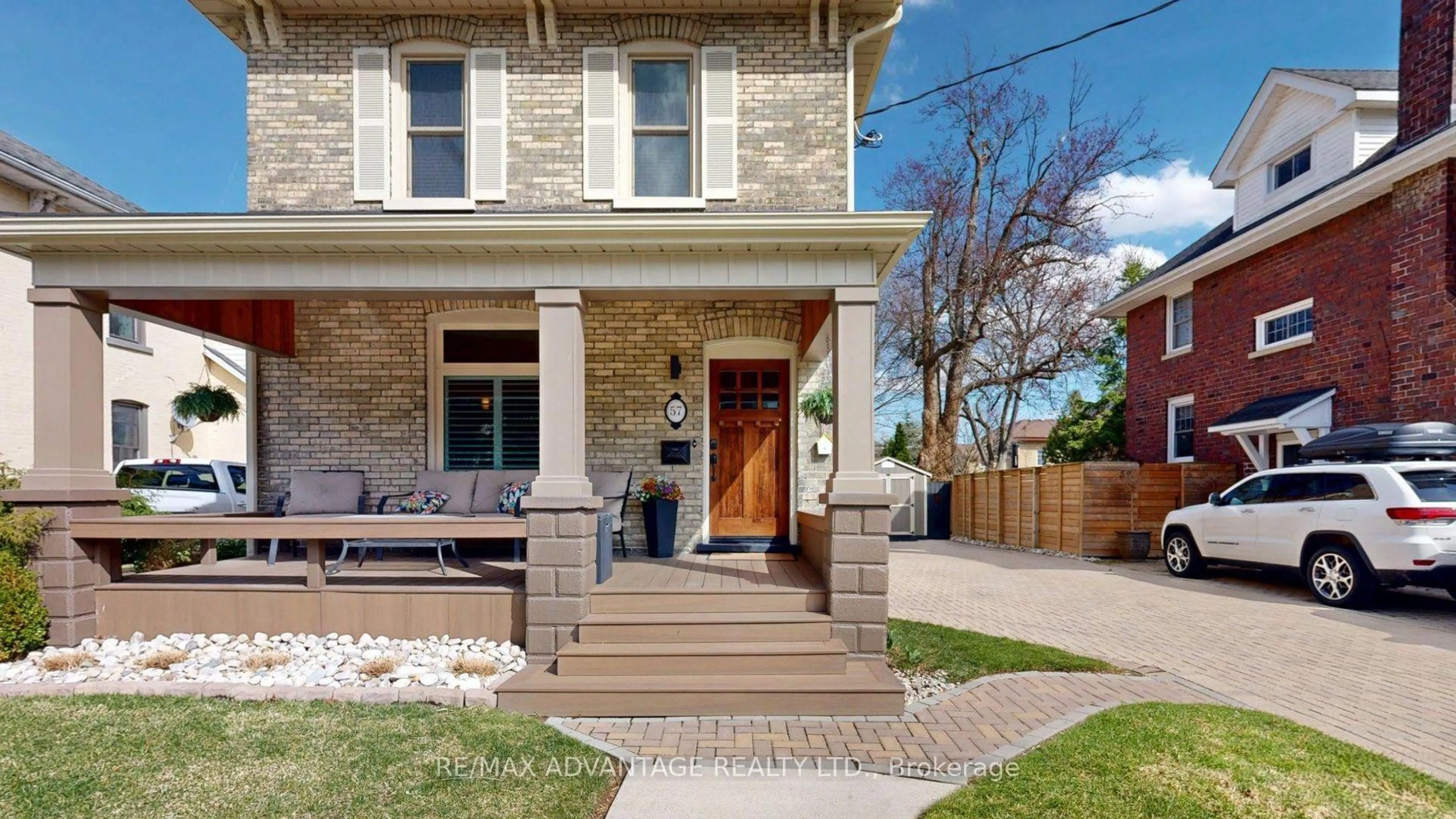 Home with brick exterior material, street for 57 Queen St, St. Thomas Ontario N5R 3J4