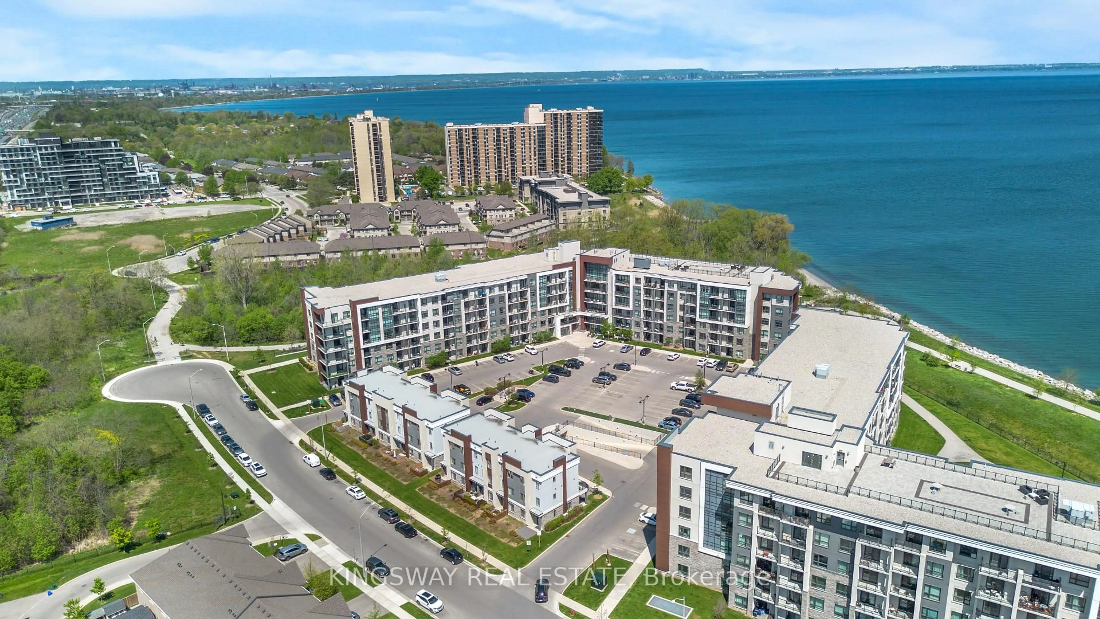 A pic from outside/outdoor area/front of a property/back of a property/a pic from drone, water/lake/river/ocean view for 125 Shoreview Pl #109, Hamilton Ontario L8E 0K3