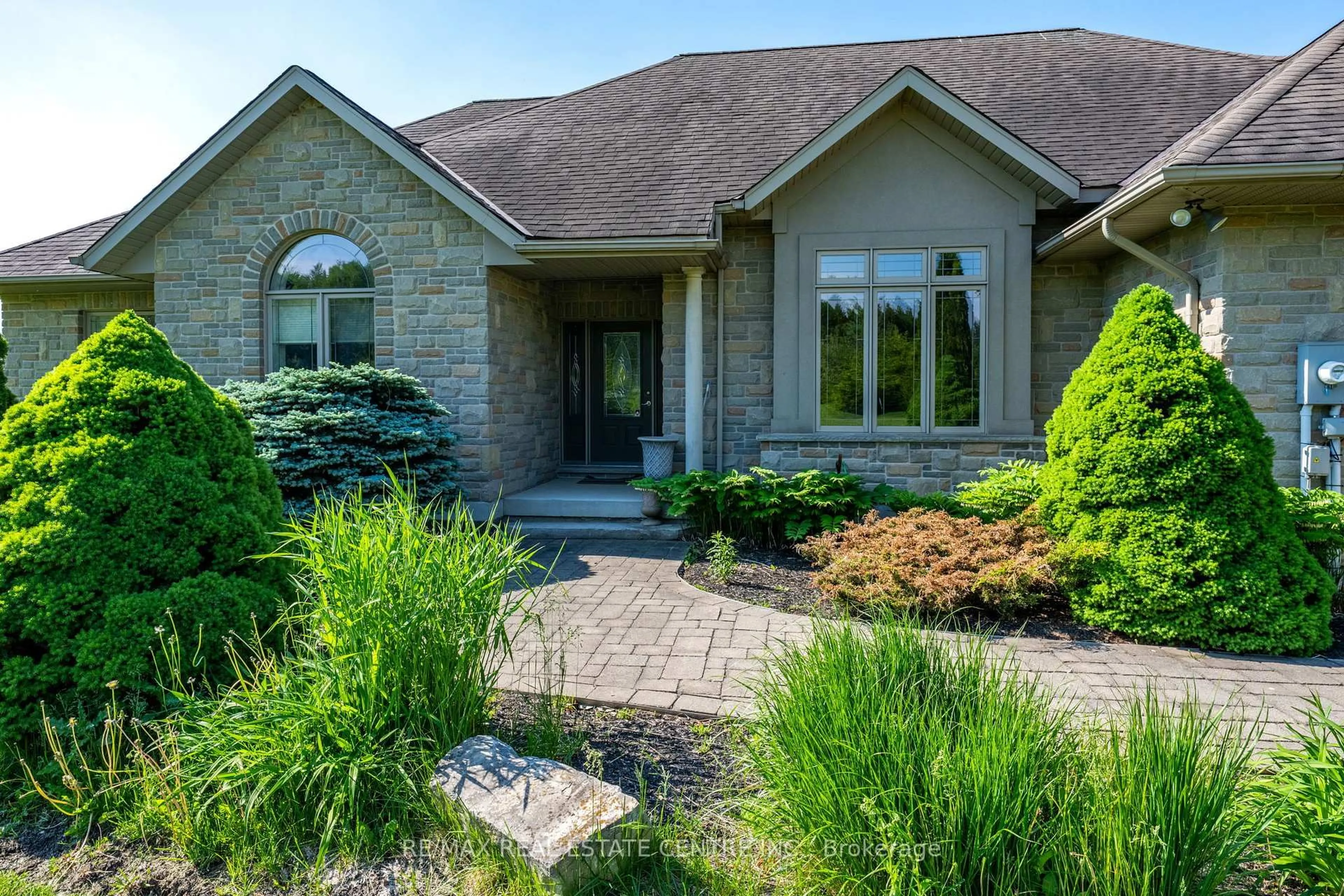 Home with brick exterior material, street for 9129 Sideroad 17, Erin Ontario N0B 1Z0