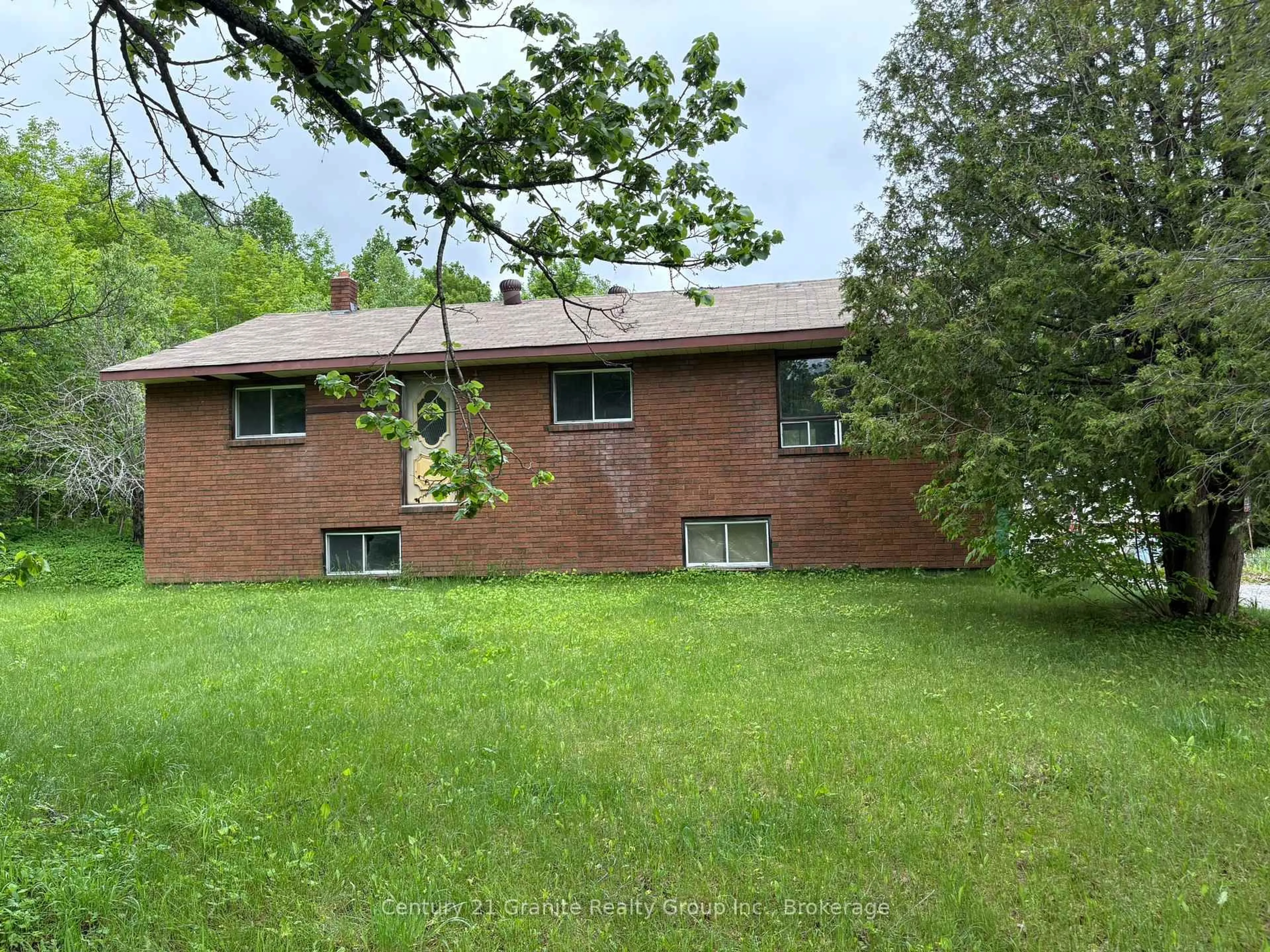 A pic from outside/outdoor area/front of a property/back of a property/a pic from drone, unknown for 577 Lakeview Rd, Bancroft Ontario K0L 1C0