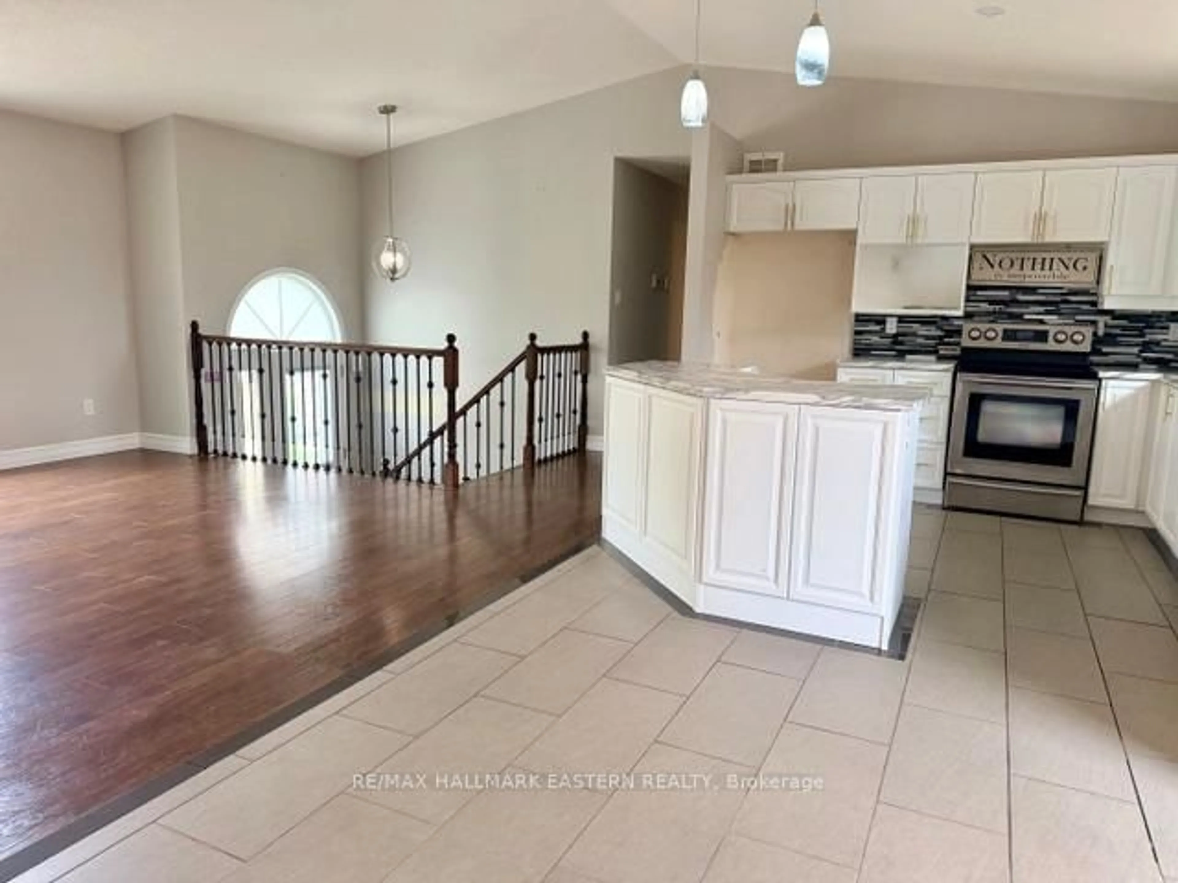 Open concept kitchen, ceramic/tile floor for 28 Grant Dr, Kawartha Lakes Ontario K0M 2M0