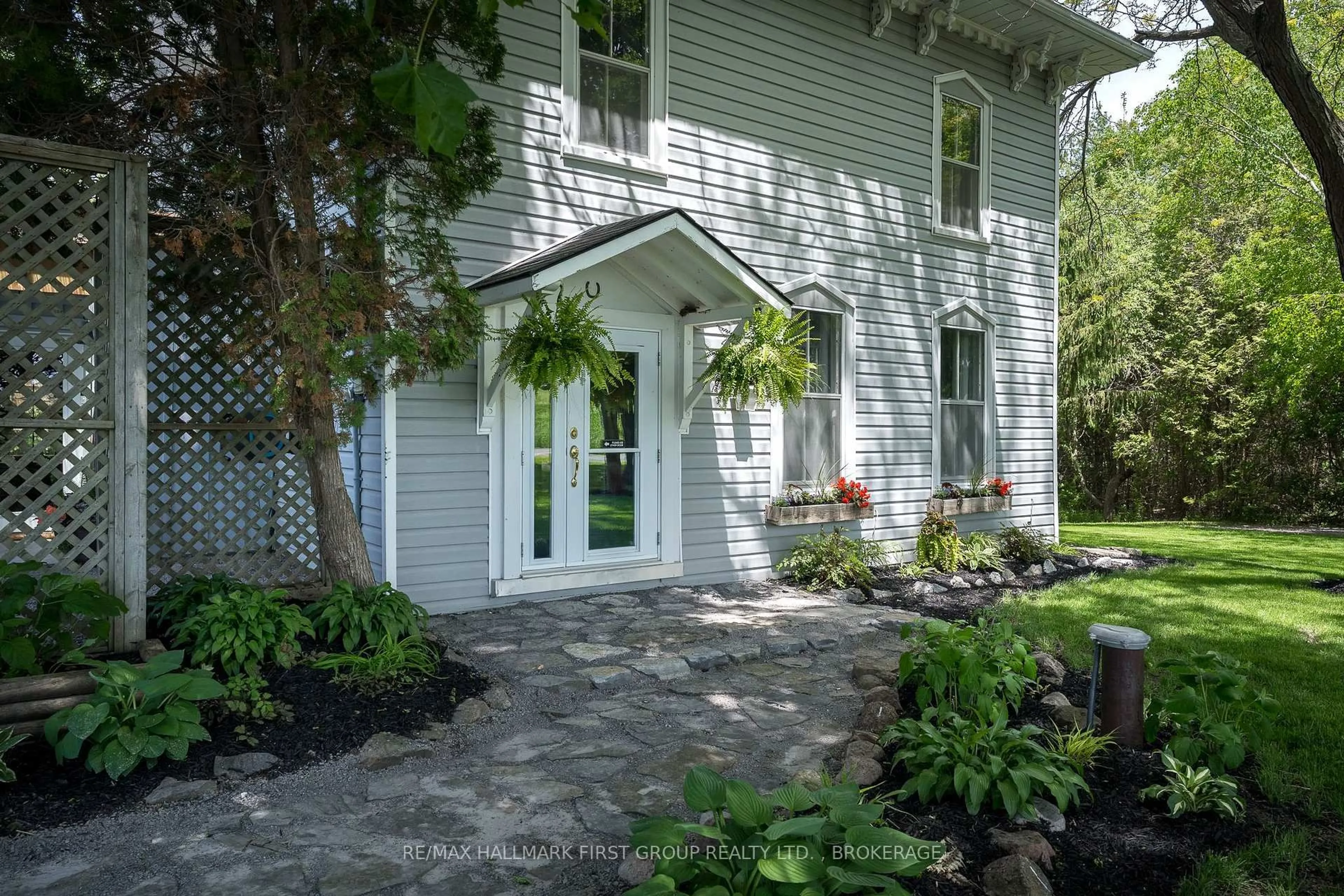 Unknown for 3215 Big Creek St, Napanee Ontario K7R 3K6
