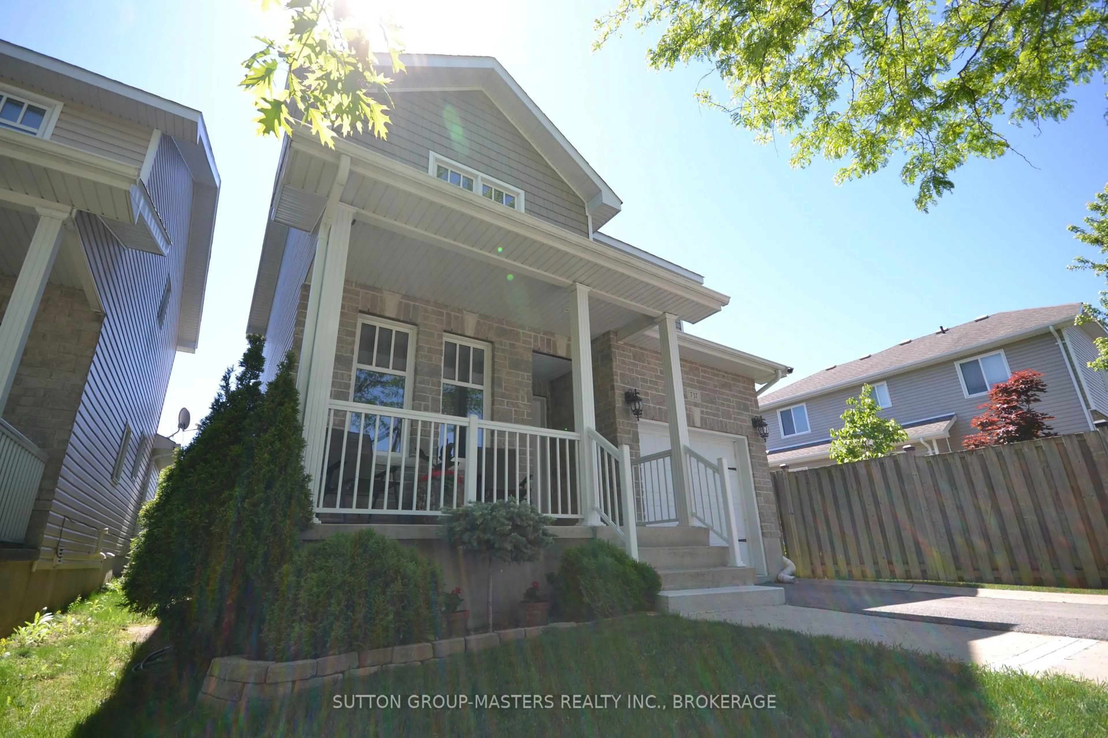 Home with vinyl exterior material, street for 737 Margaret Way, Kingston Ontario K7K 0C1