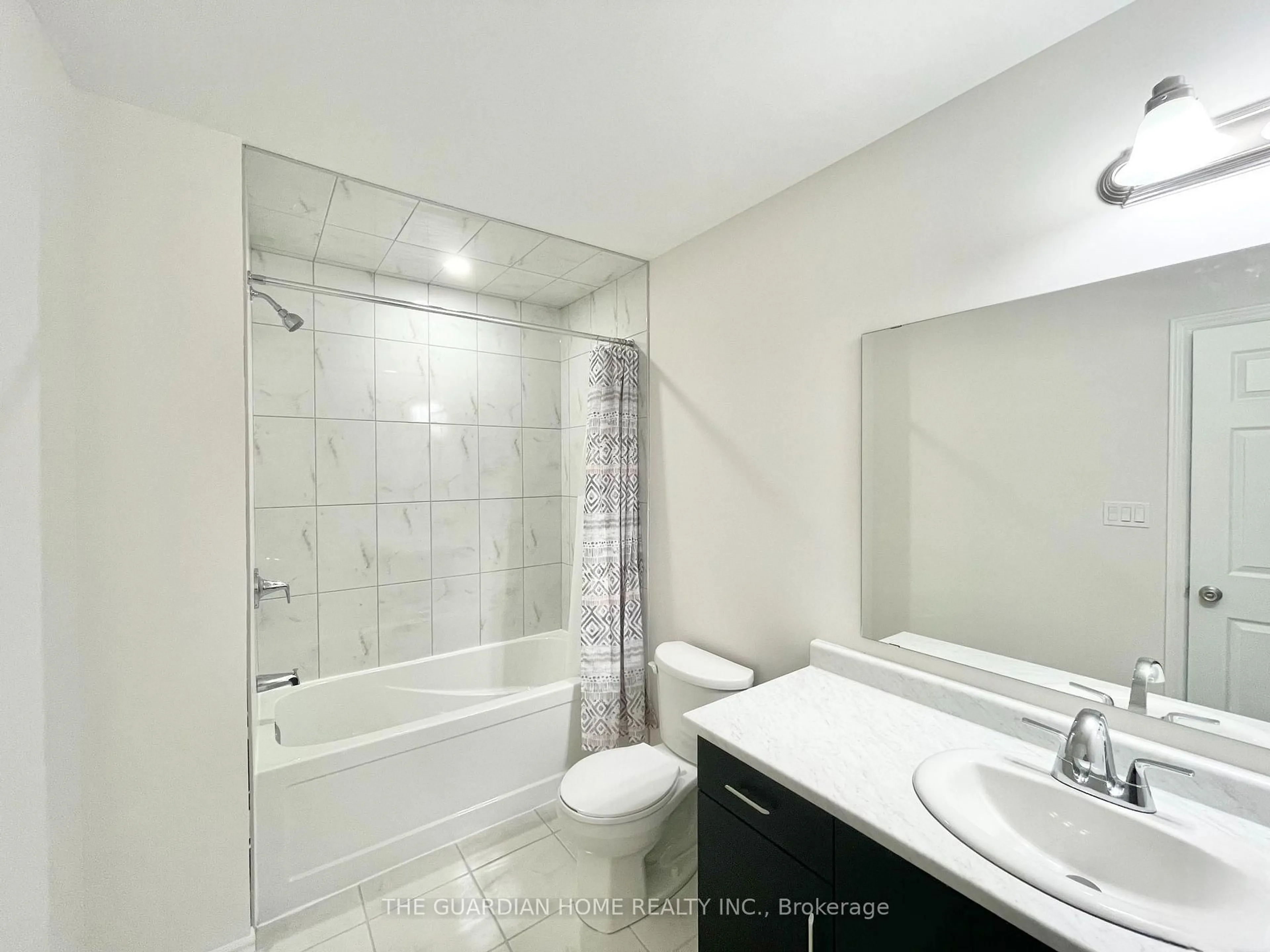 Standard bathroom, ceramic/tile floor for 63 Munch Ave, Cambridge Ontario N1R 0C2
