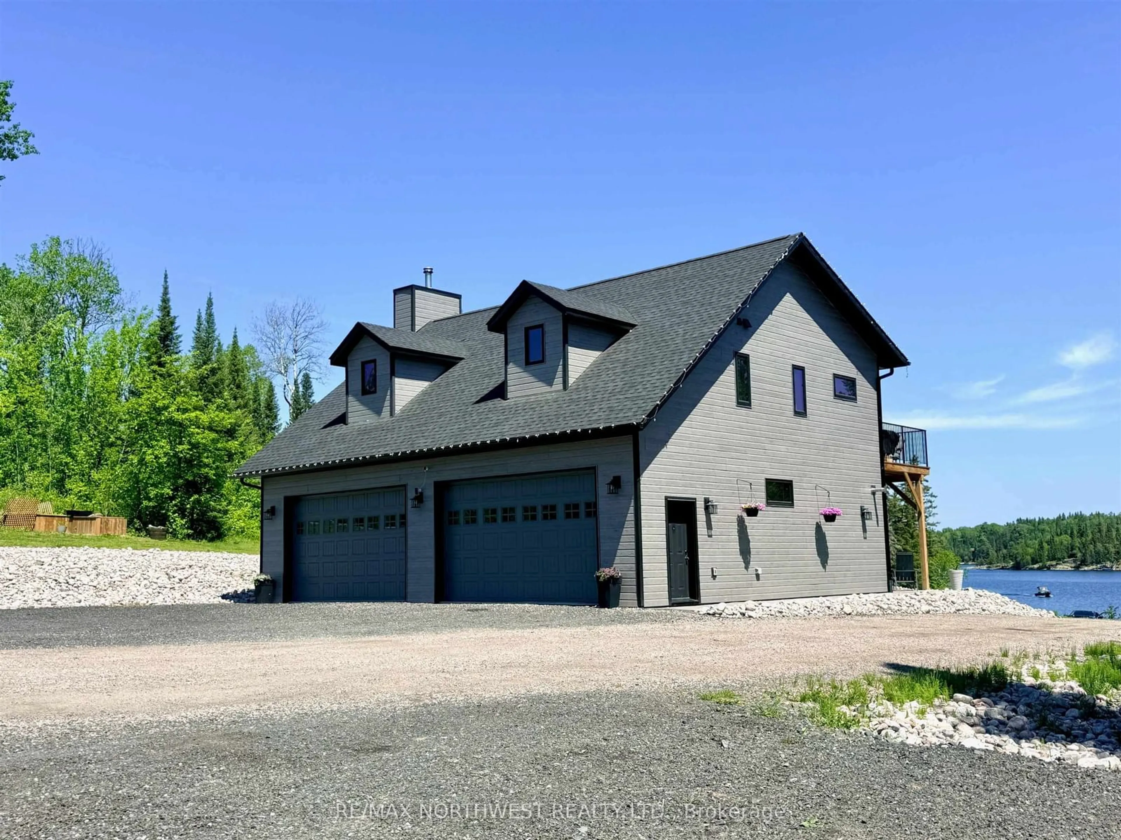 Indoor garage for 340 Bruckenburger Rd, Kenora Ontario P9N 0E3