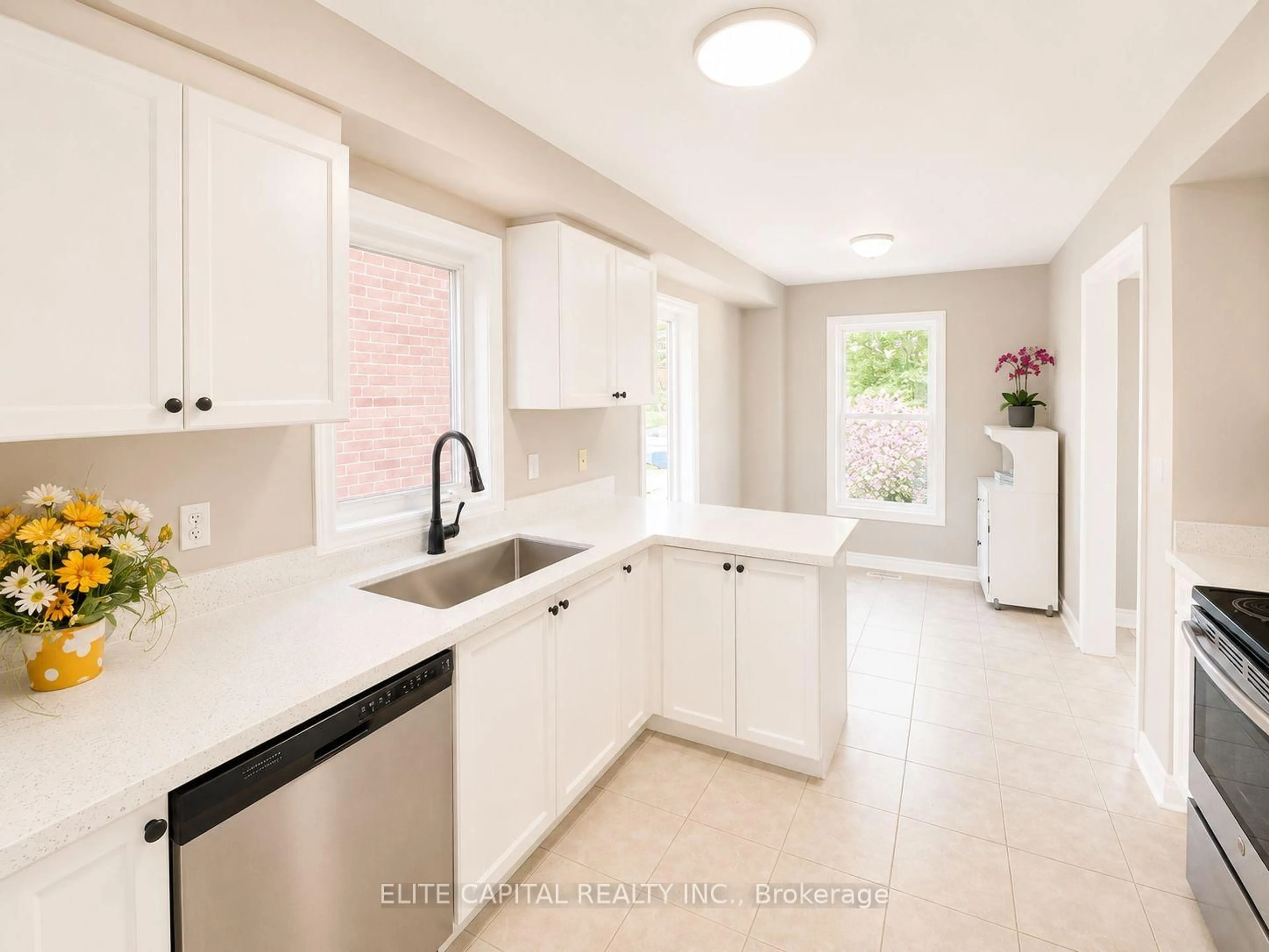 Open concept kitchen, ceramic/tile floor for 207 Wright Cres, Niagara-on-the-Lake Ontario L0S 1J0