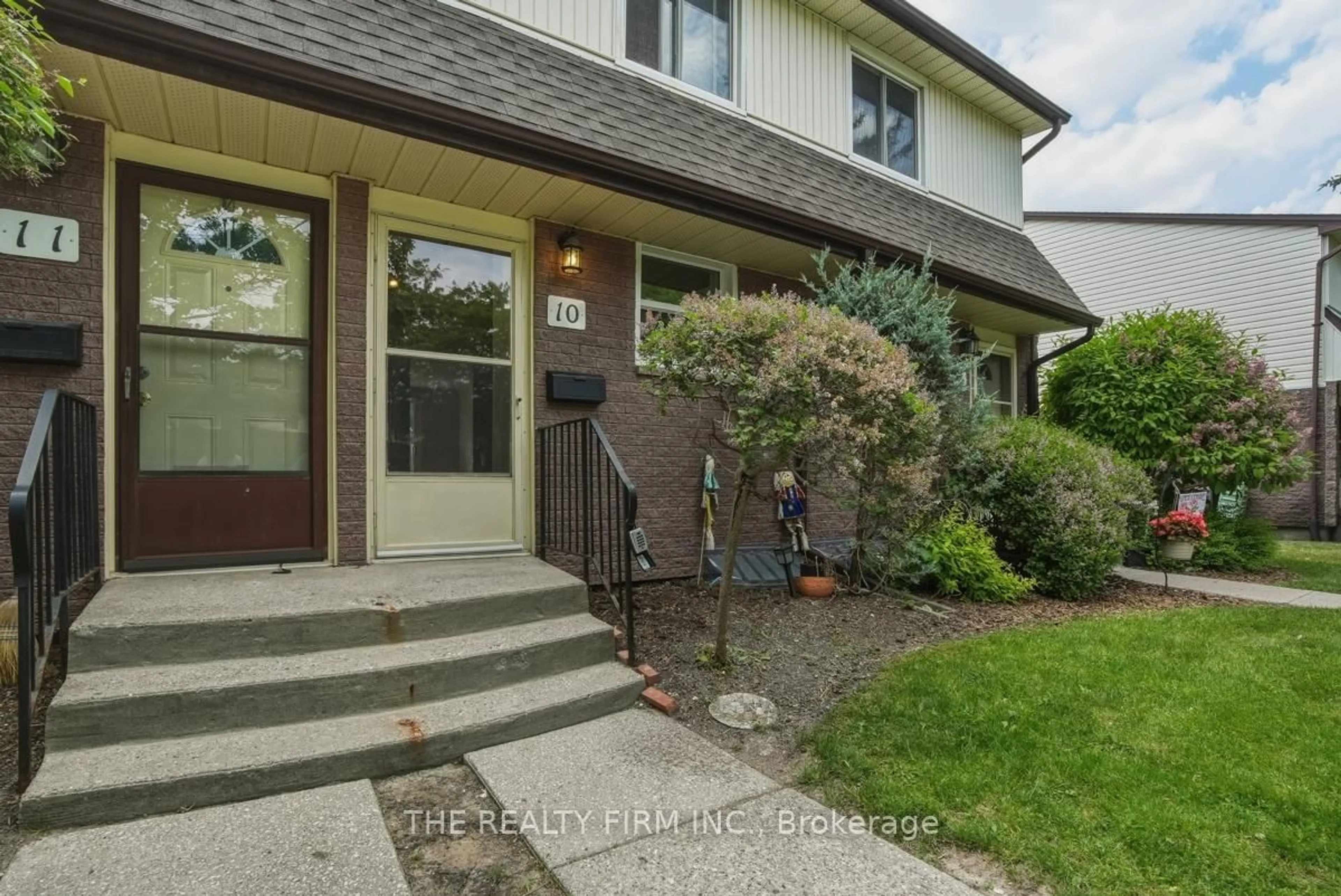 Unknown for 1919 Trafalgar St #10, London East Ontario N5V 1A1
