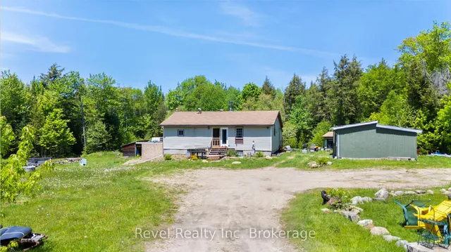 1150 Royston Rd, Ryerson 3