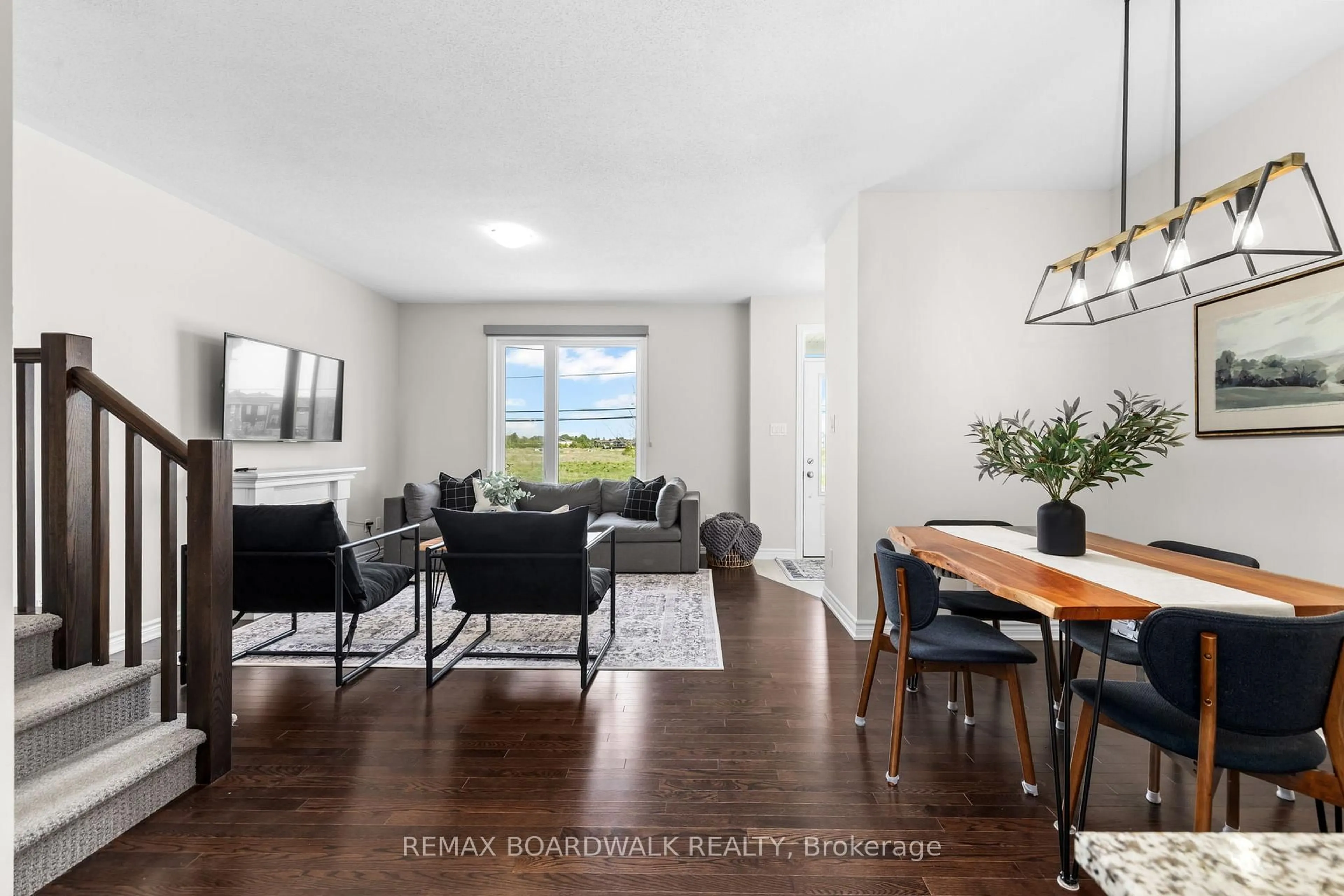 Living room with furniture, unknown for 6331 Perth St, Richmond Ontario K0A 2Z0